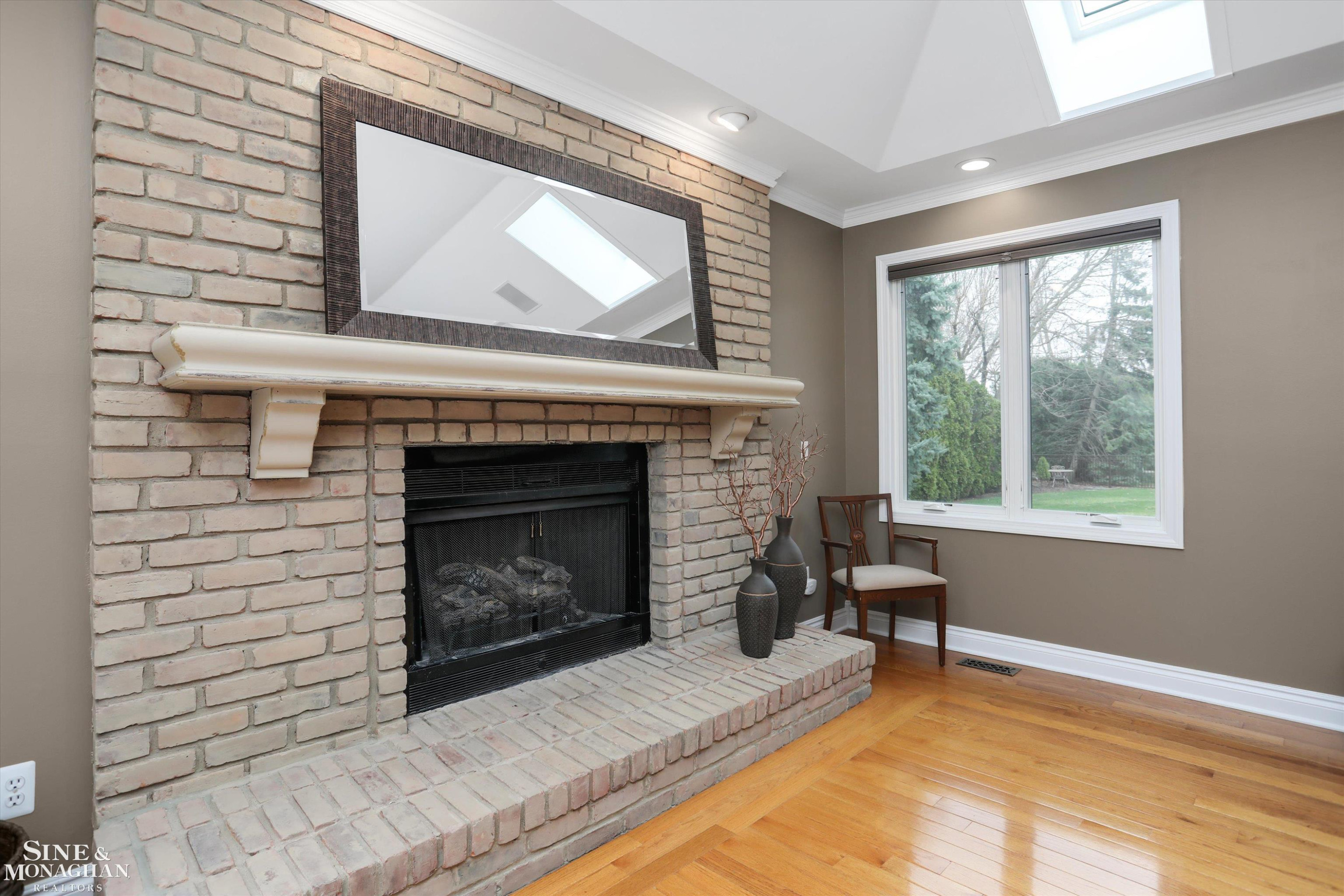 40 Regal Place, Grosse Pointe Shores, MI 48236 — Photo 21