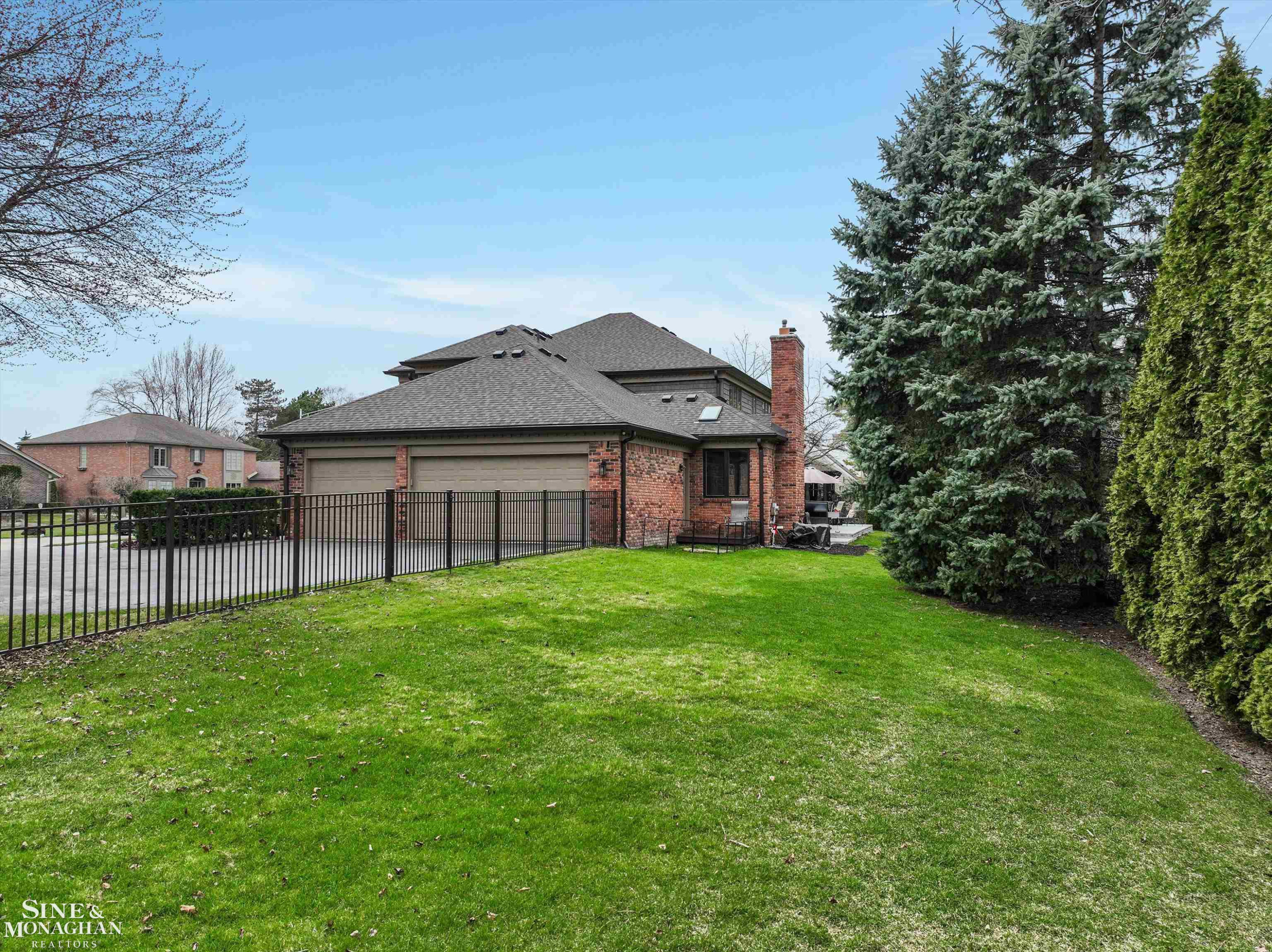 40 Regal Place, Grosse Pointe Shores, MI 48236 — Photo 49