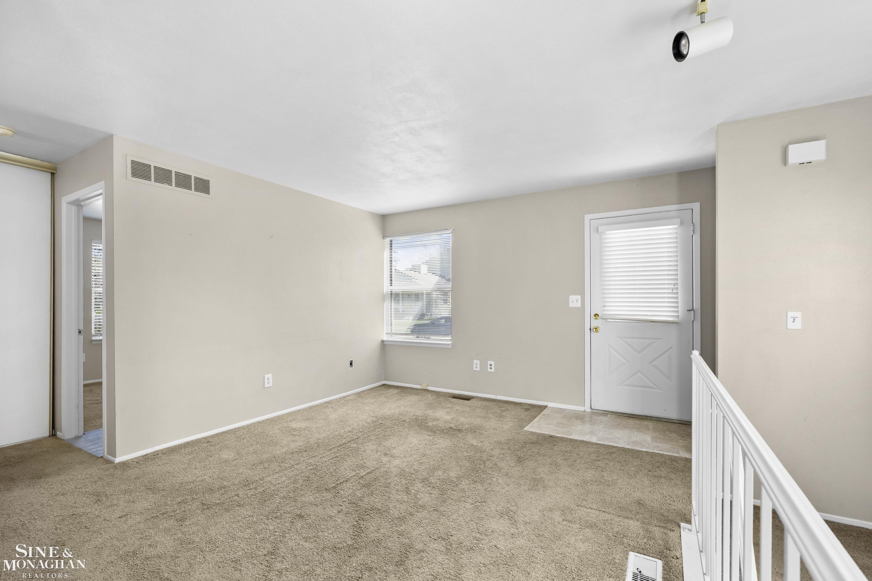 331 Neptune Drive, Walled Lake, MI 48390 — Photo 7