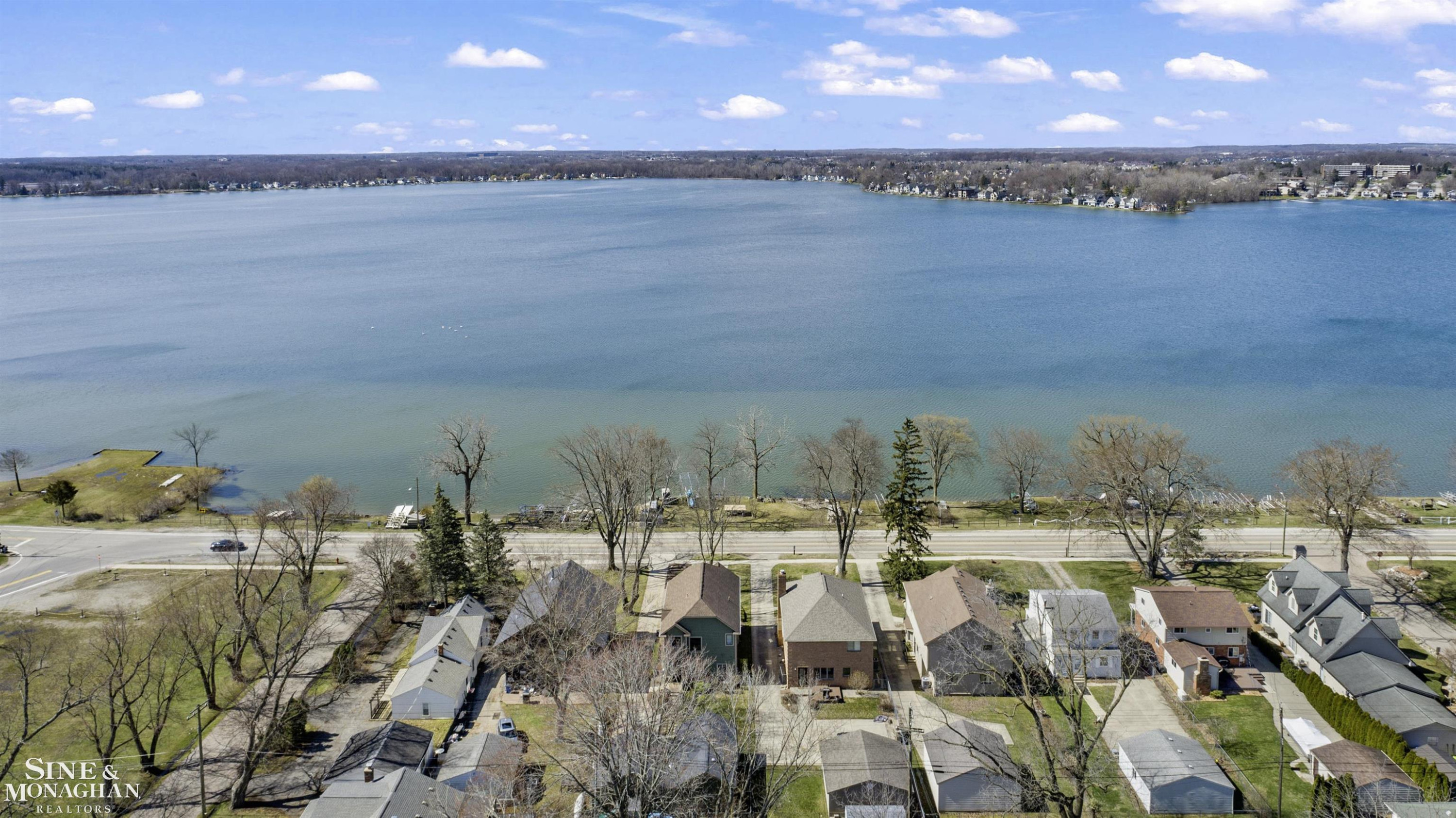 331 Neptune Drive, Walled Lake, MI 48390 — Photo 23