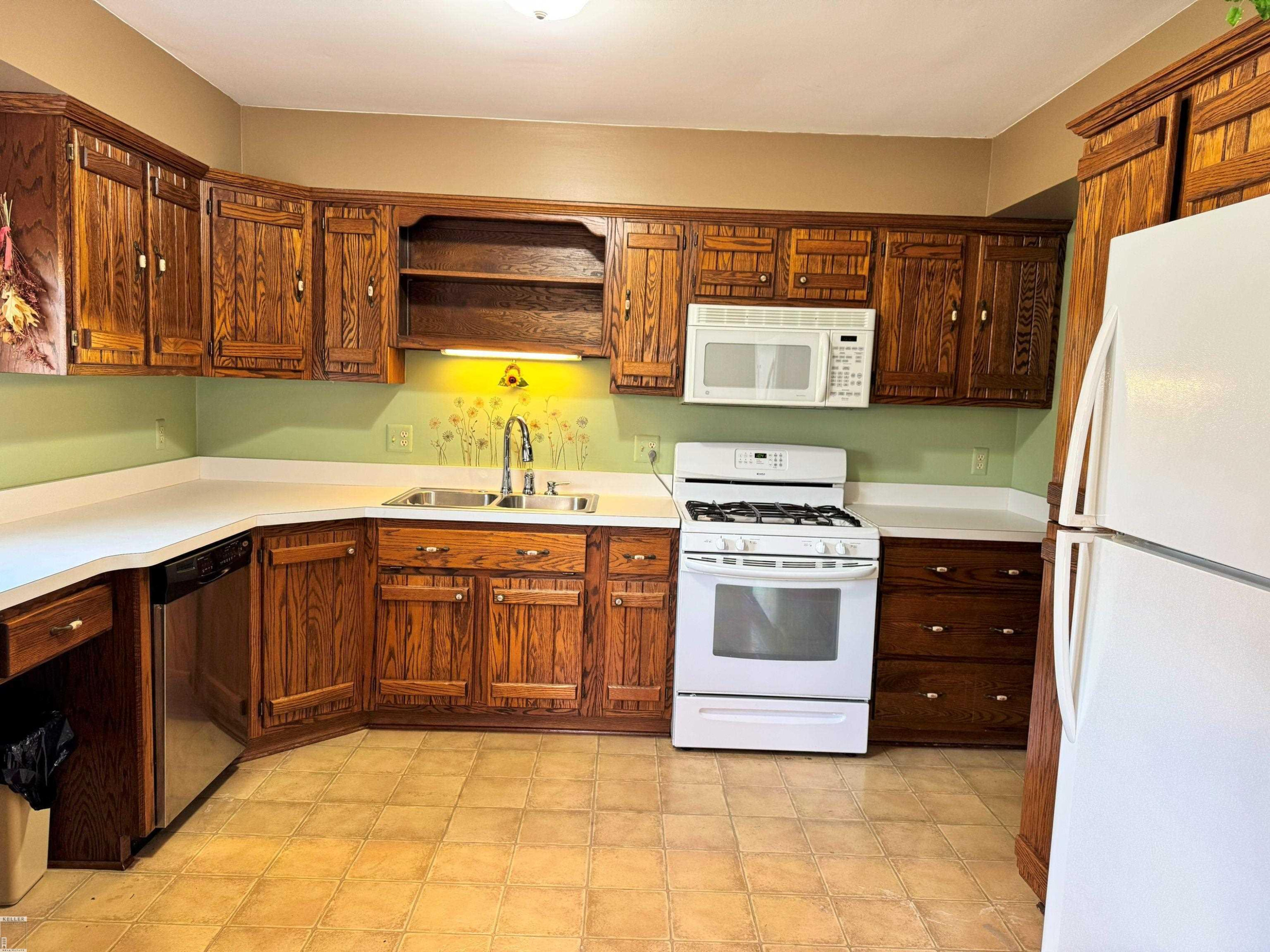 7802 Kay Court, Almont, MI 48003 — Photo 3