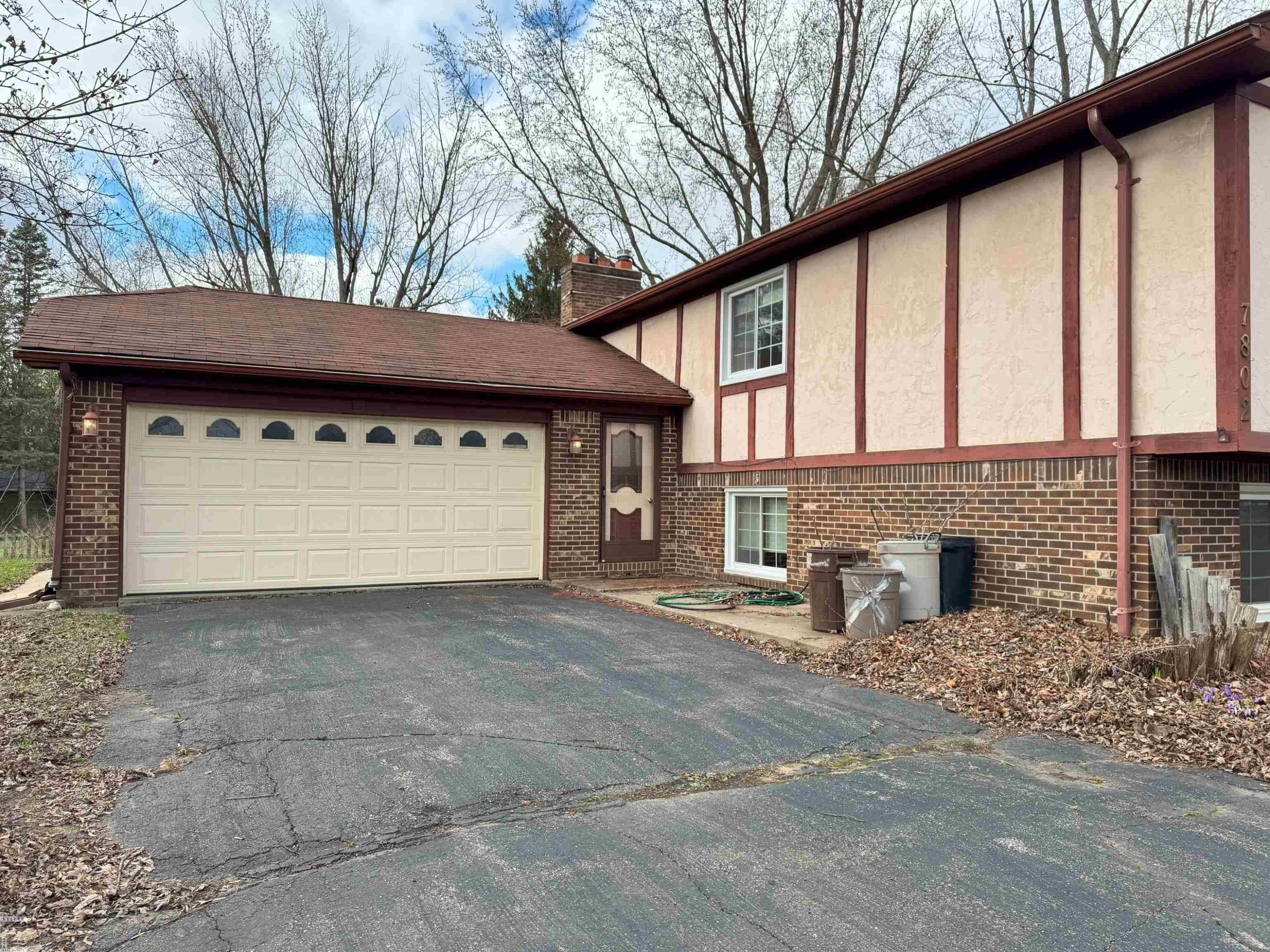 7802 Kay Court, Almont, MI 48003 — Photo 35