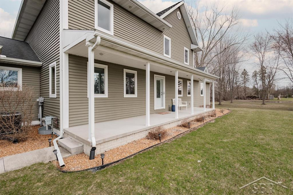 1886 SE Boutell Road, Essexville, MI 48732 — Photo 4
