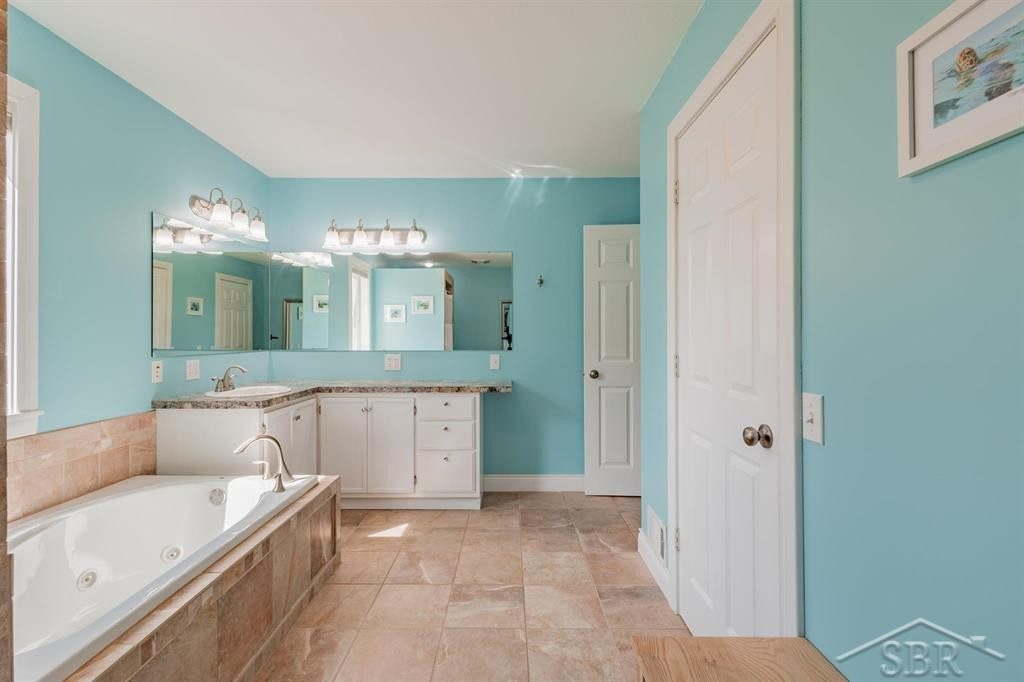1886 SE Boutell Road, Essexville, MI 48732 — Photo 25