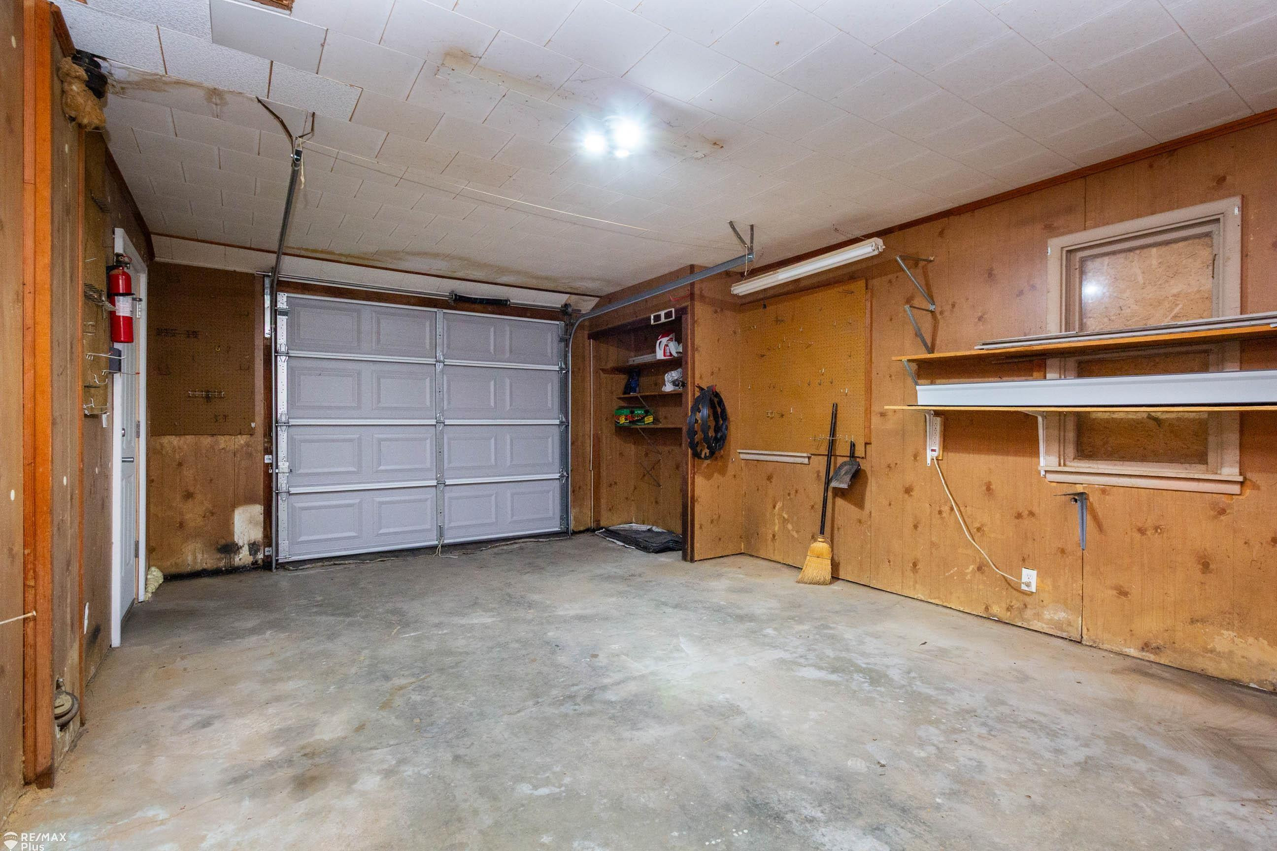 4374 Linda Street, Burton, MI 48509 — Photo 30