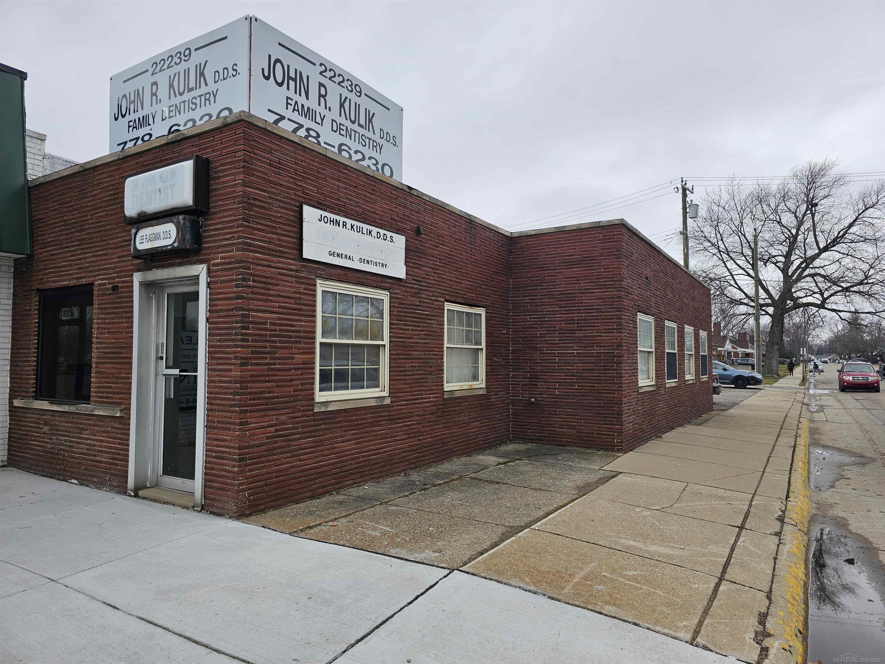 22239 Gratiot Avenue, Eastpointe, MI, 48021