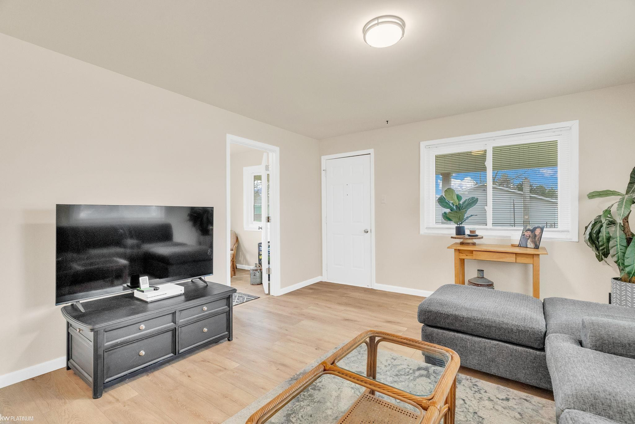 3711 Franklin Street, MI 48059 — Photo 12