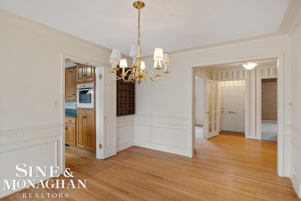 51 Roslyn Road, Grosse Pointe Shores, MI 48236 — Photo 18