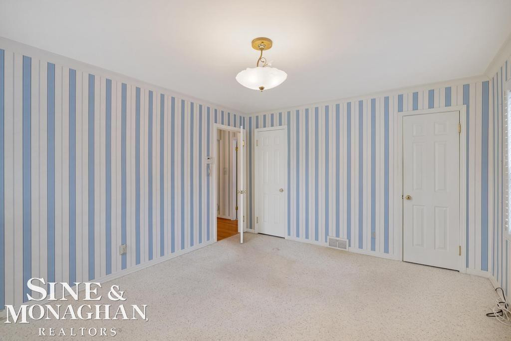 51 Roslyn Road, Grosse Pointe Shores, MI 48236 — Photo 29