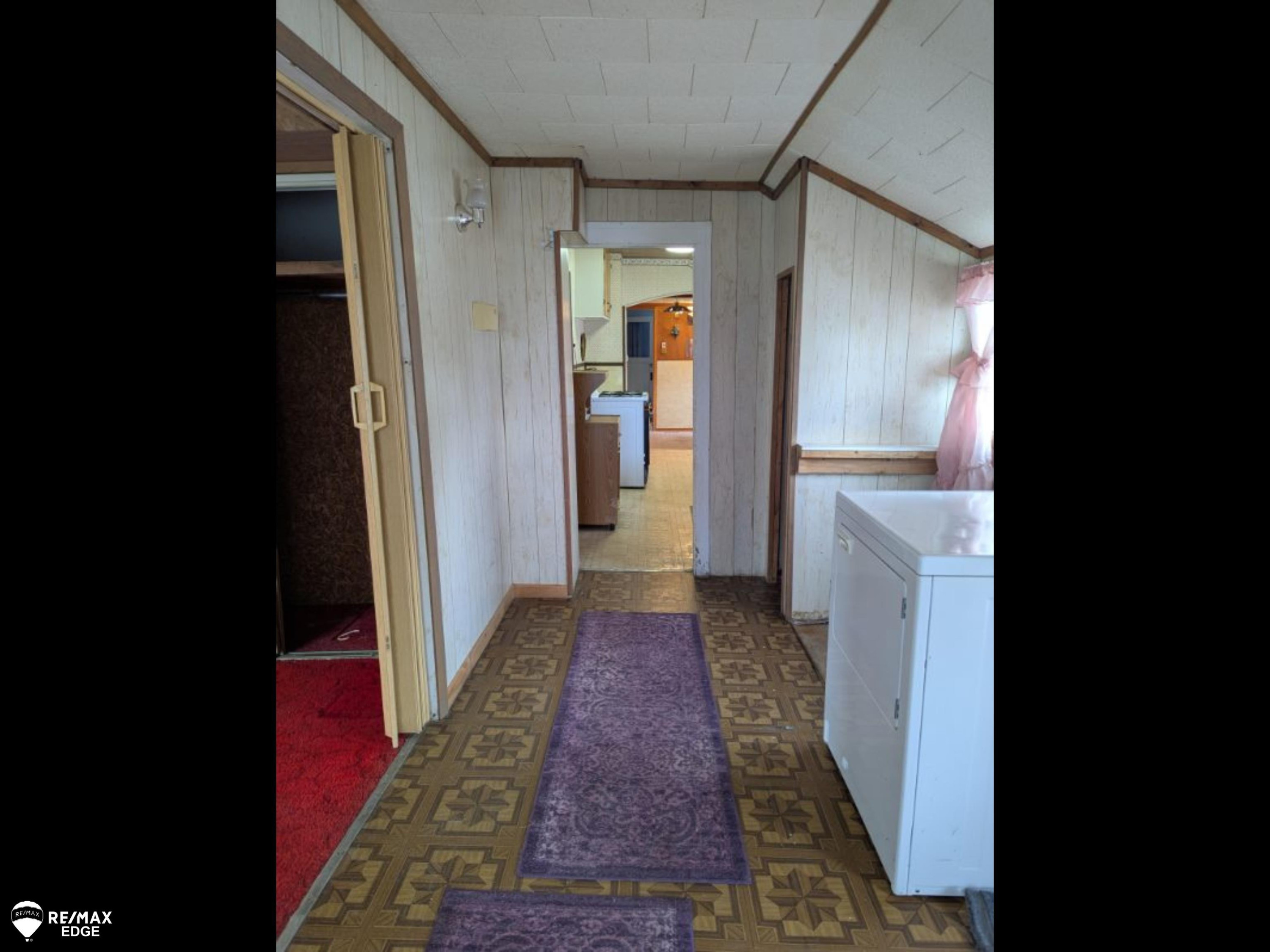 614 S Saginaw Street, Lapeer, MI 48446 — Photo 3
