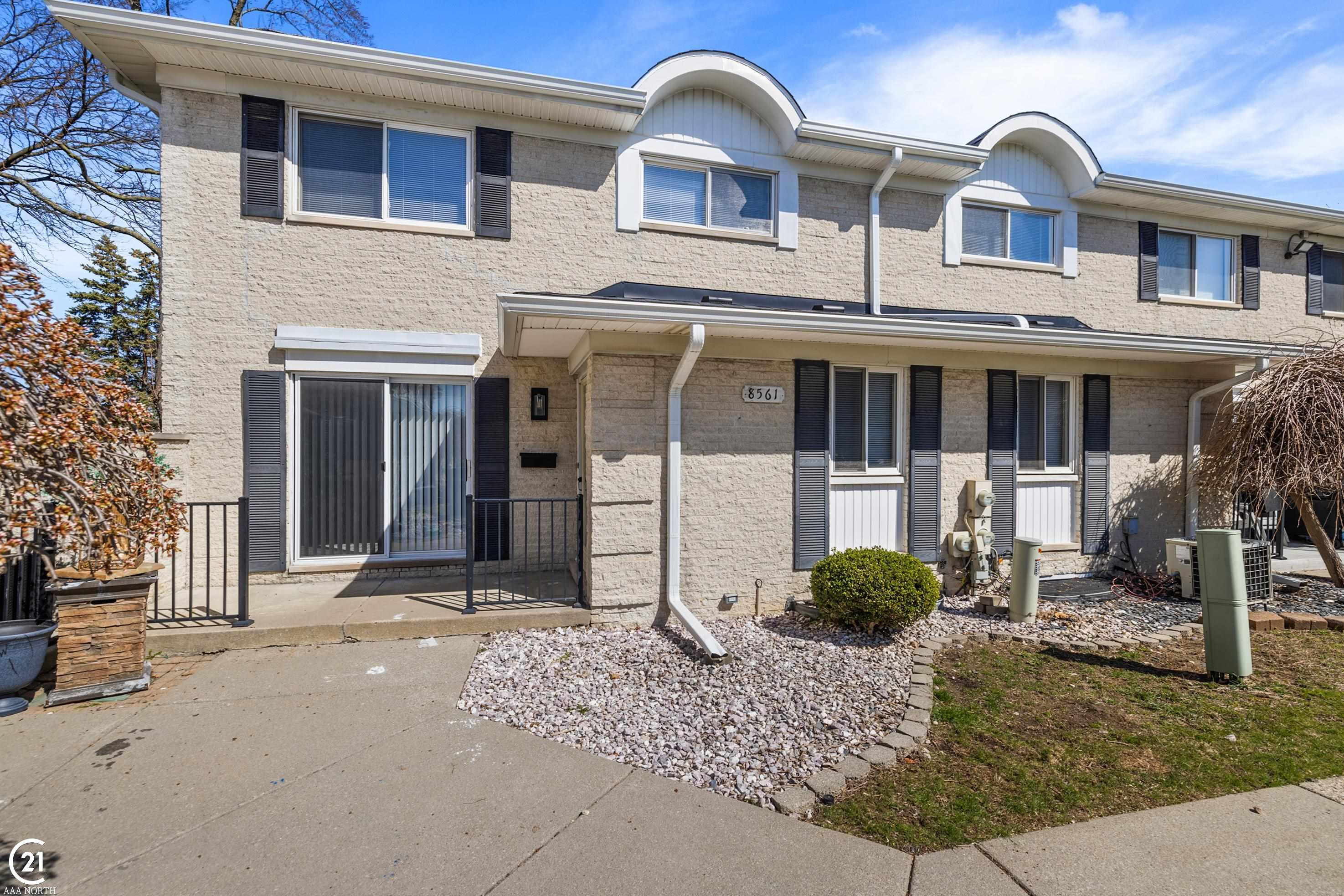 8561 Winchester Drive, Sterling Heights, MI 48313 — Photo 3