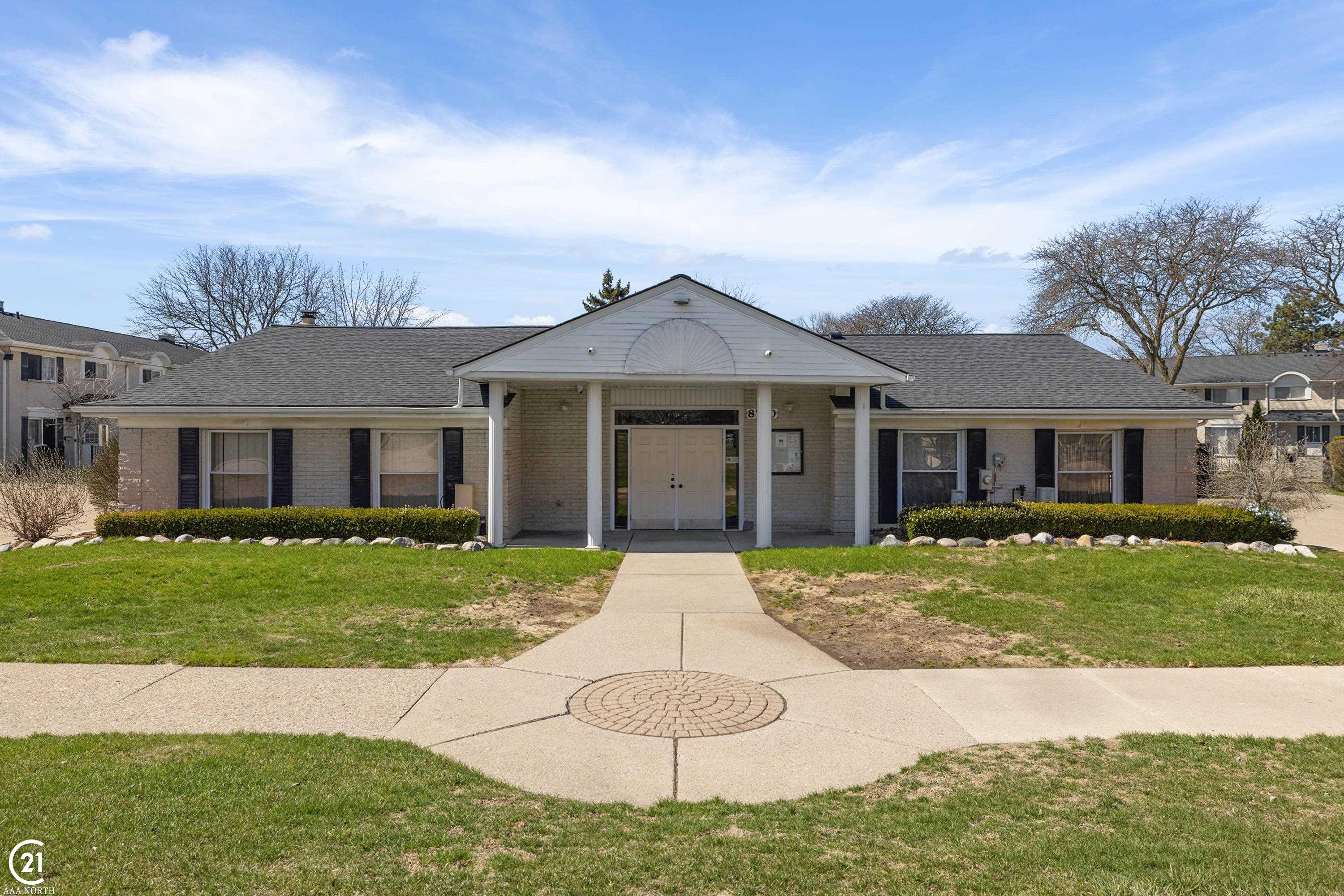 8561 Winchester Drive, Sterling Heights, MI 48313 — Photo 6