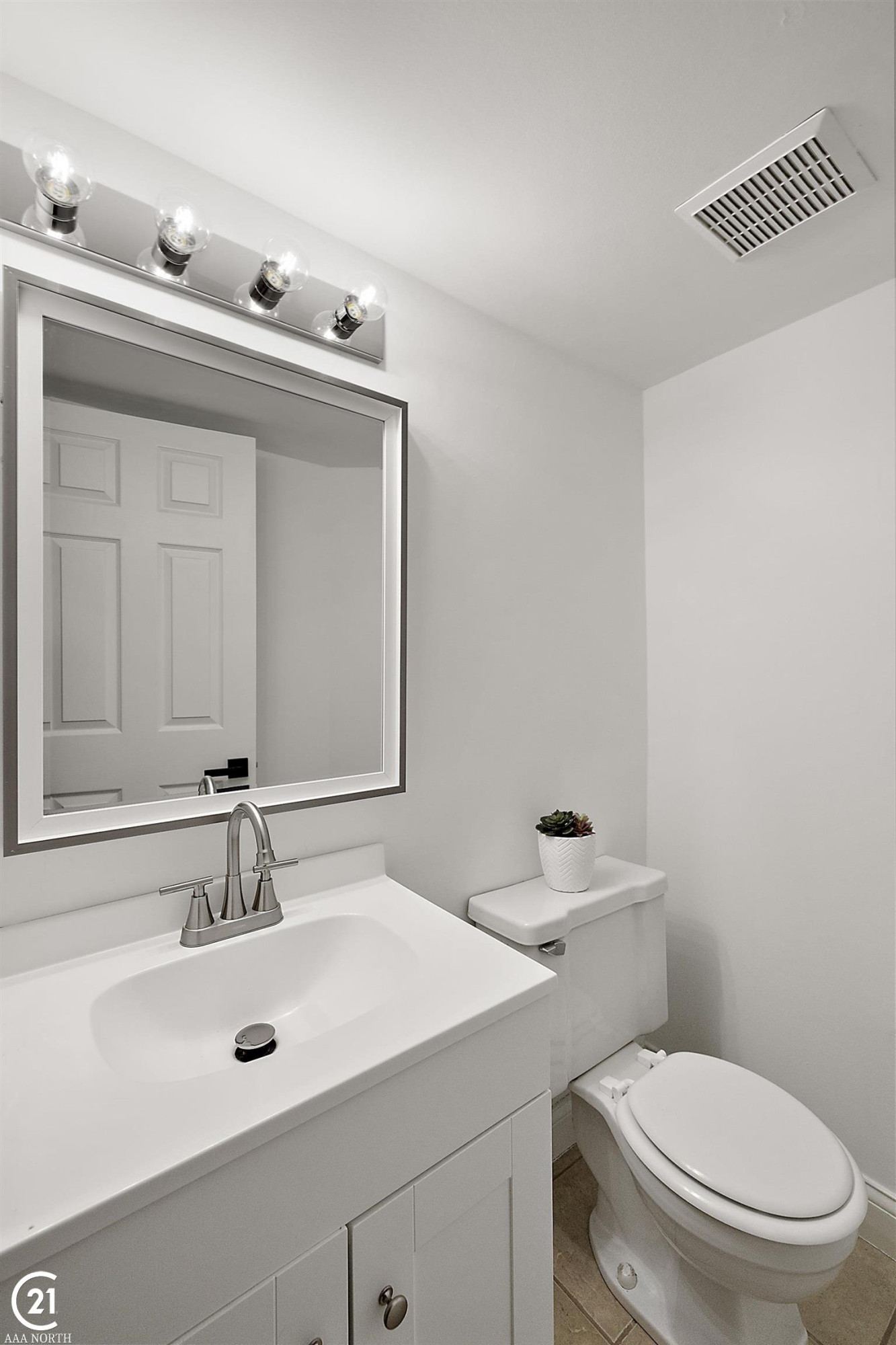 8561 Winchester Drive, Sterling Heights, MI 48313 — Photo 23