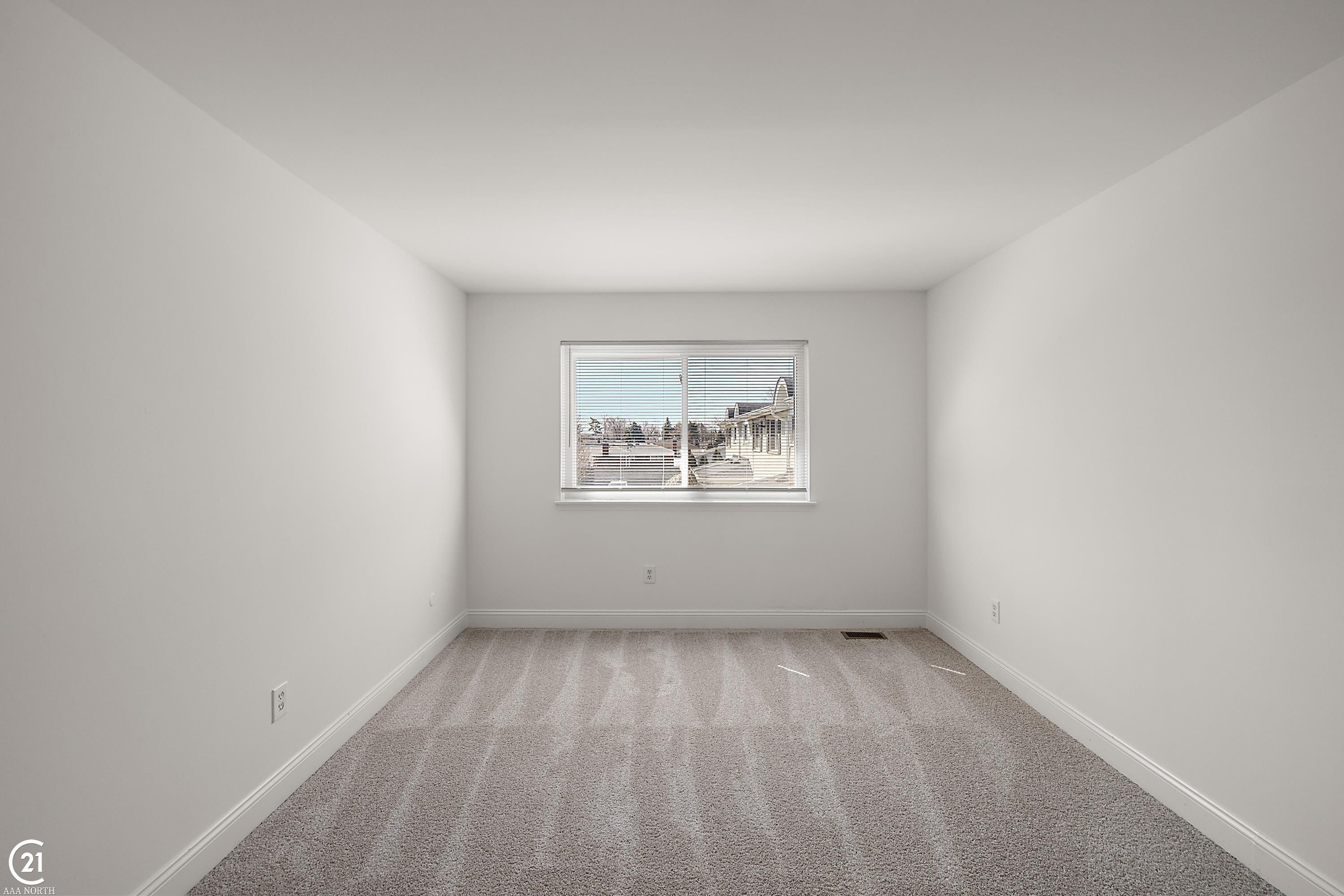 8561 Winchester Drive, Sterling Heights, MI 48313 — Photo 29