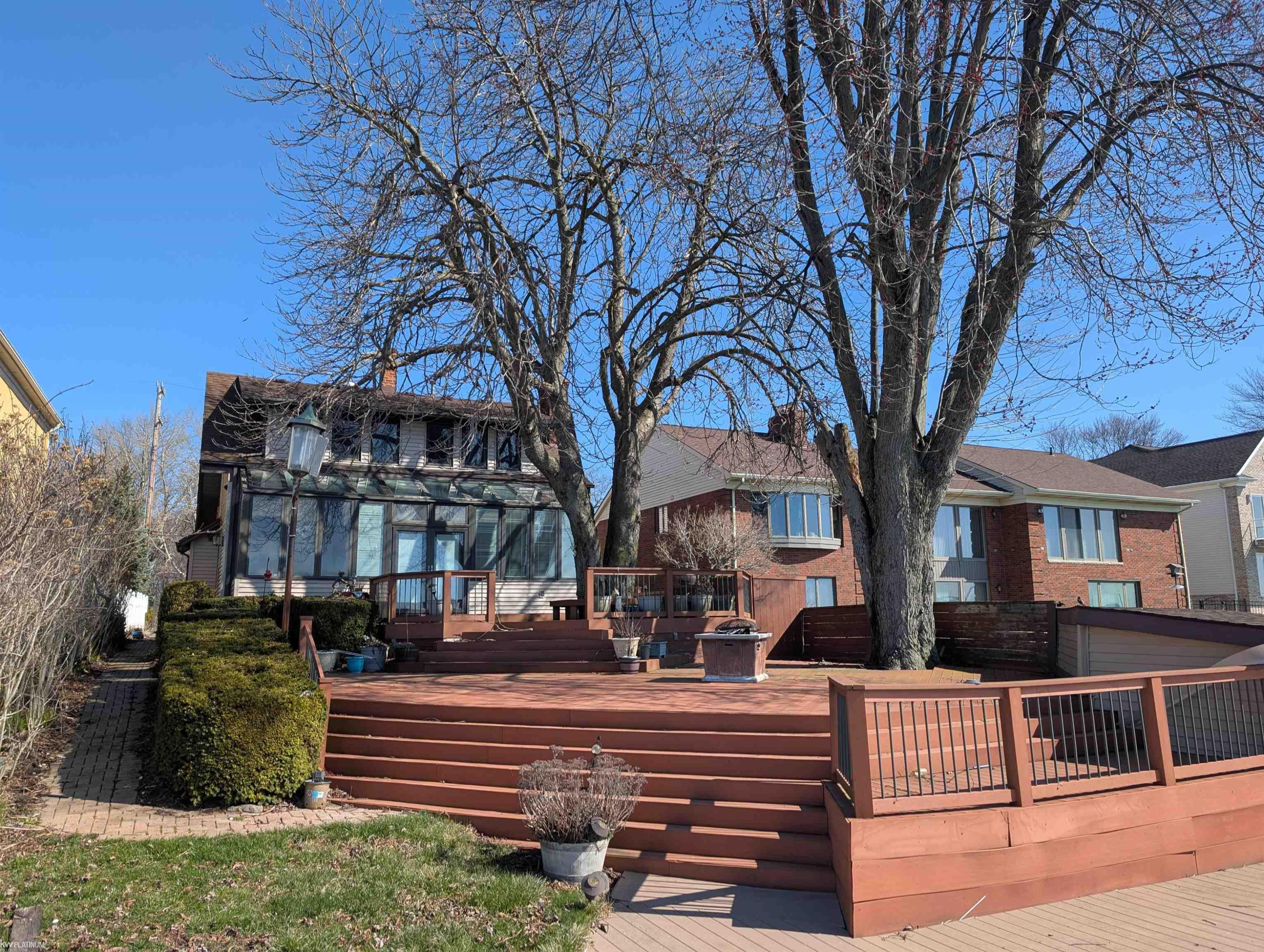 9935 Dixie Highway, MI — front exterior