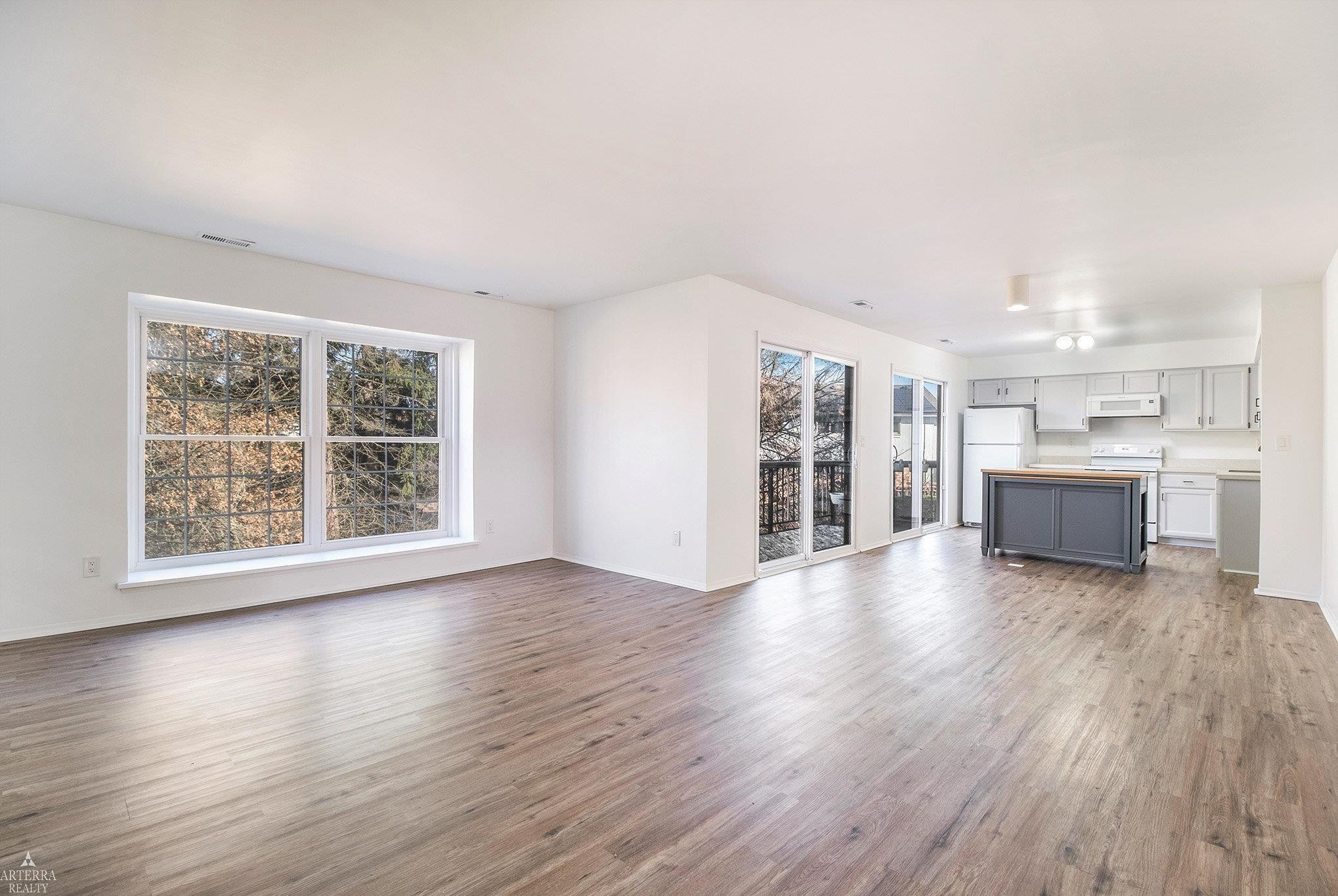 36983 DARTMOOR Drive, #74, Farmington Hills, MI 48331 — Photo 12