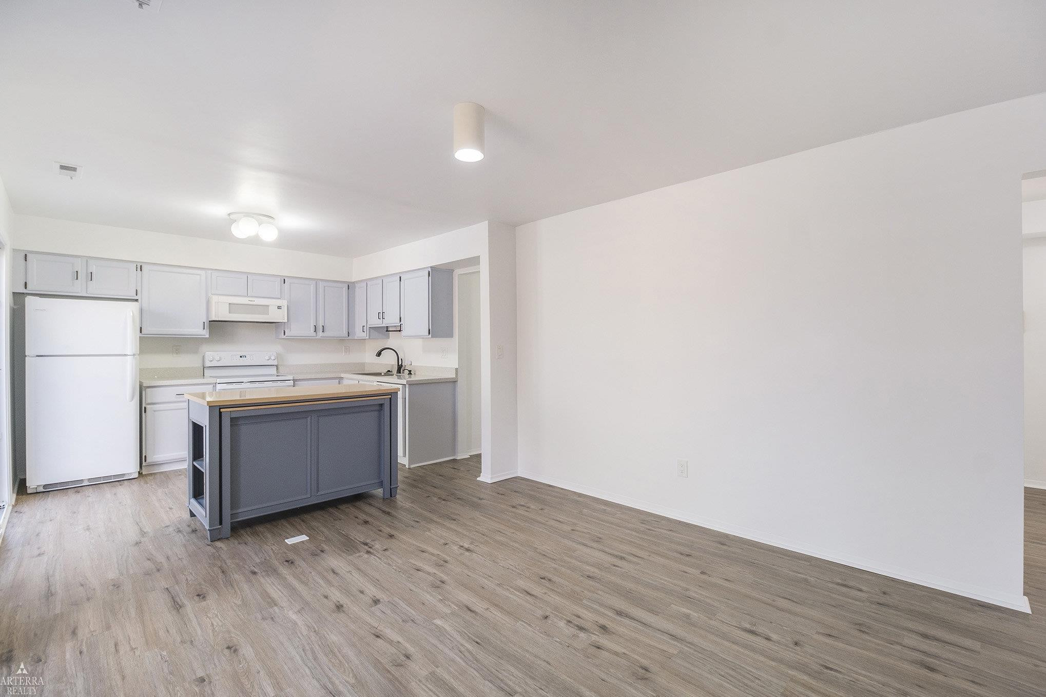 36983 DARTMOOR Drive, #74, Farmington Hills, MI 48331 — Photo 13