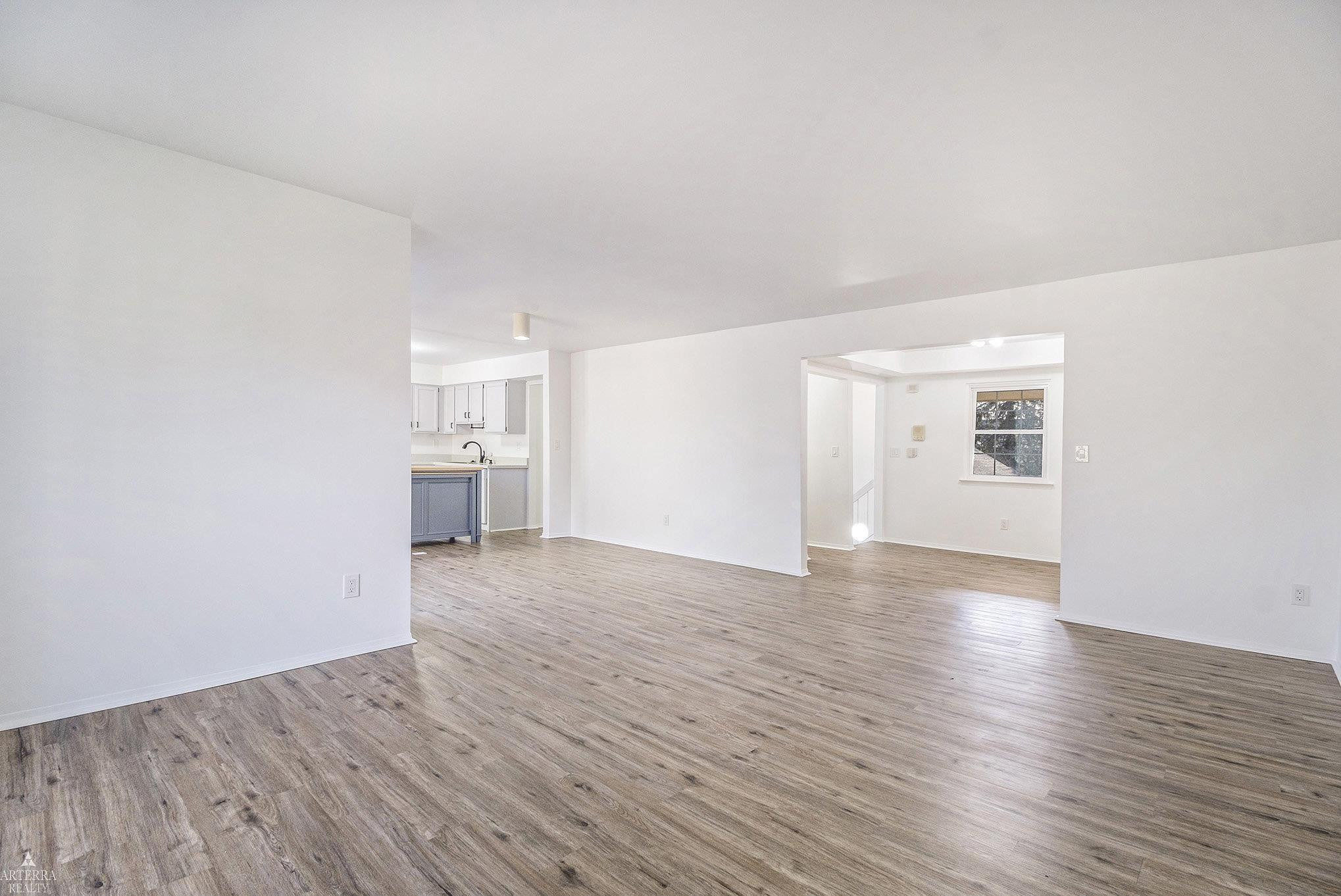 36983 DARTMOOR Drive, #74, Farmington Hills, MI 48331 — Photo 18