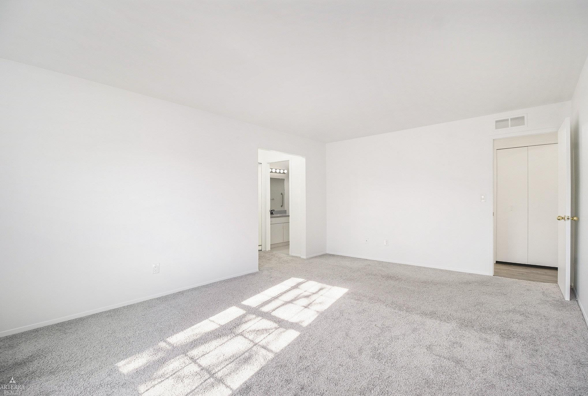 36983 DARTMOOR Drive, #74, Farmington Hills, MI 48331 — Photo 21