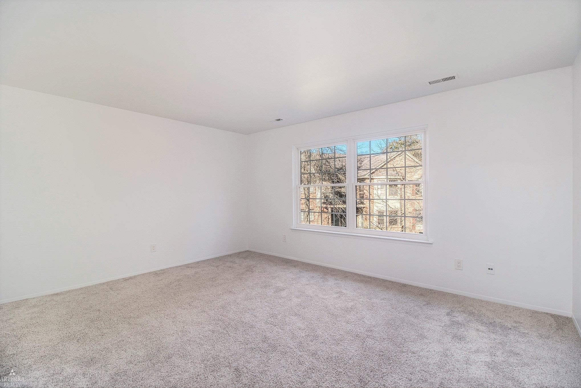 36983 DARTMOOR Drive, #74, Farmington Hills, MI 48331 — Photo 23