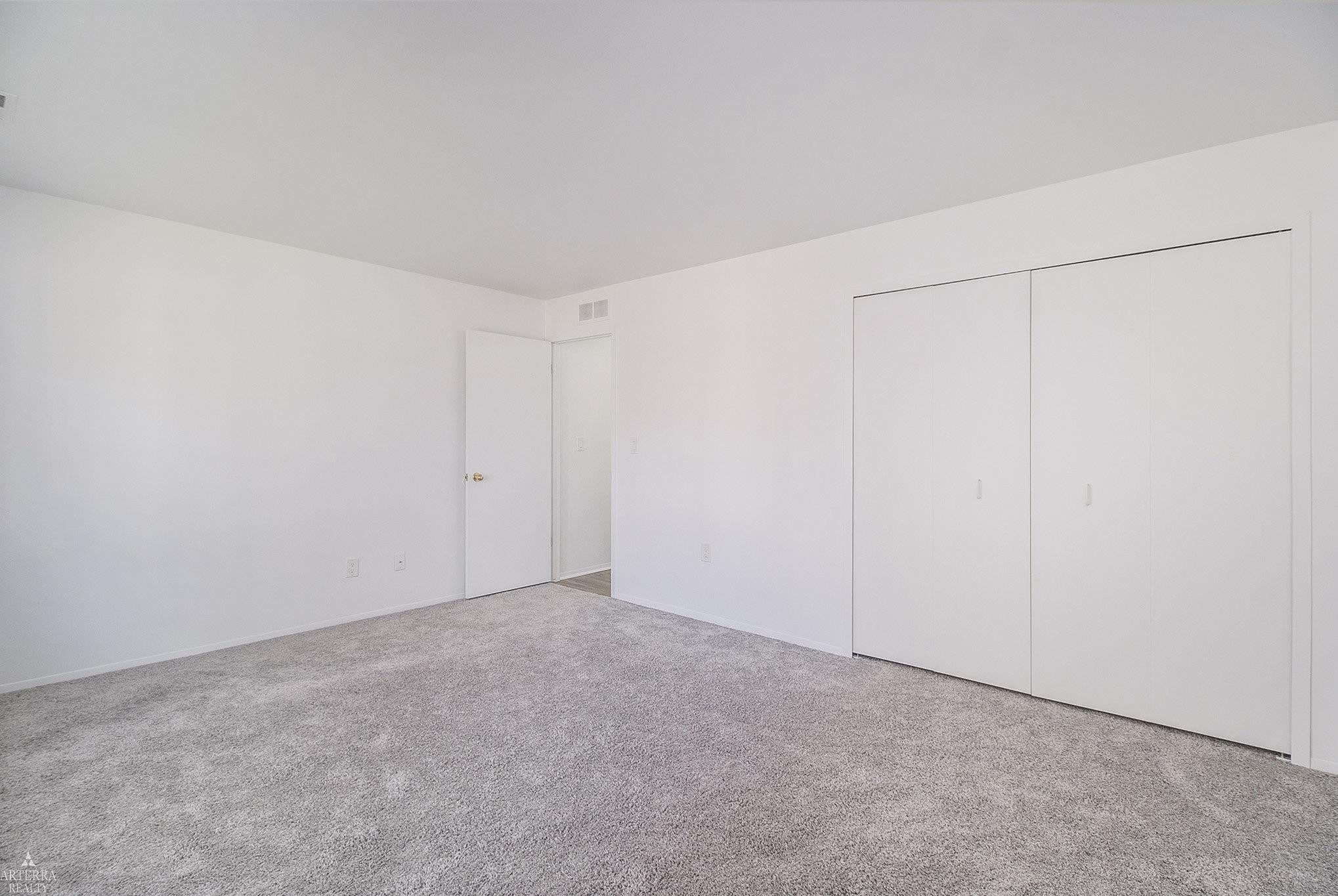 36983 DARTMOOR Drive, #74, Farmington Hills, MI 48331 — Photo 24