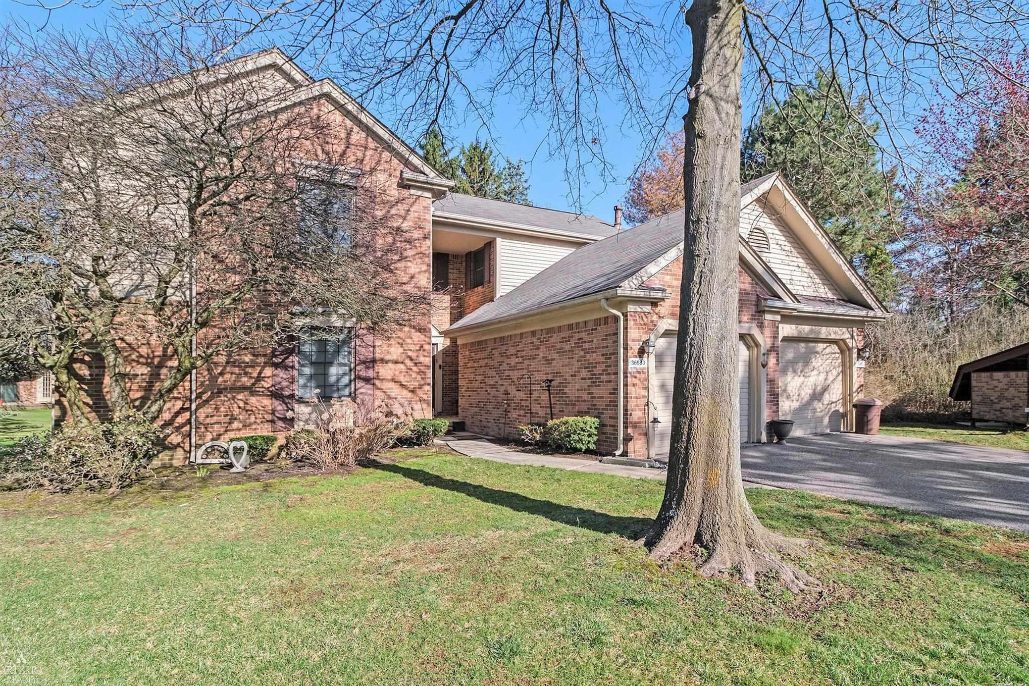 36983 DARTMOOR Drive, #74, Farmington Hills, MI 48331 — Photo 31