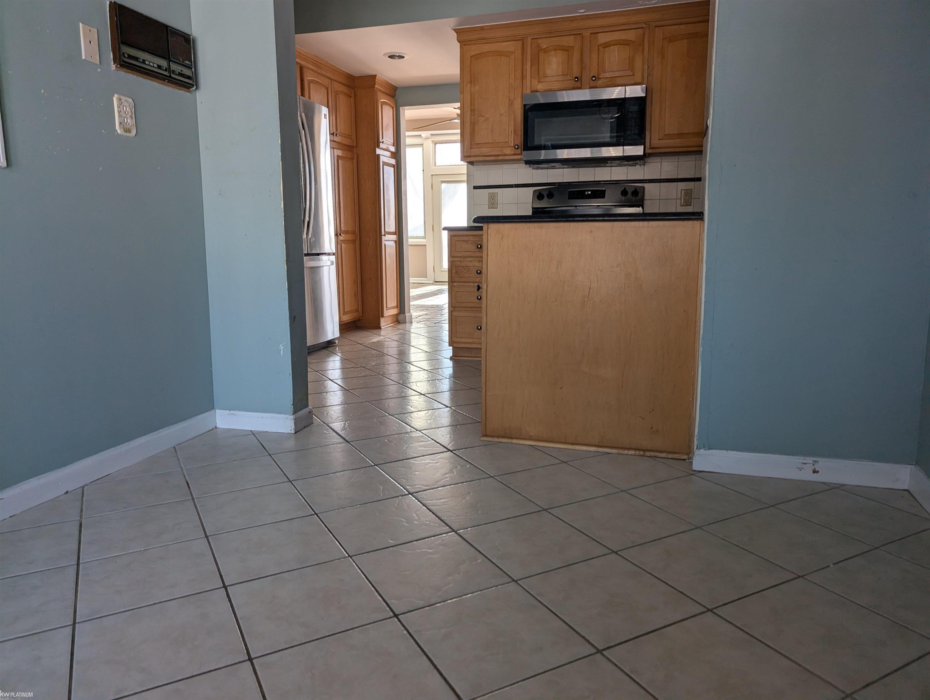 9935 Dixie Highway, MI — Photo 15