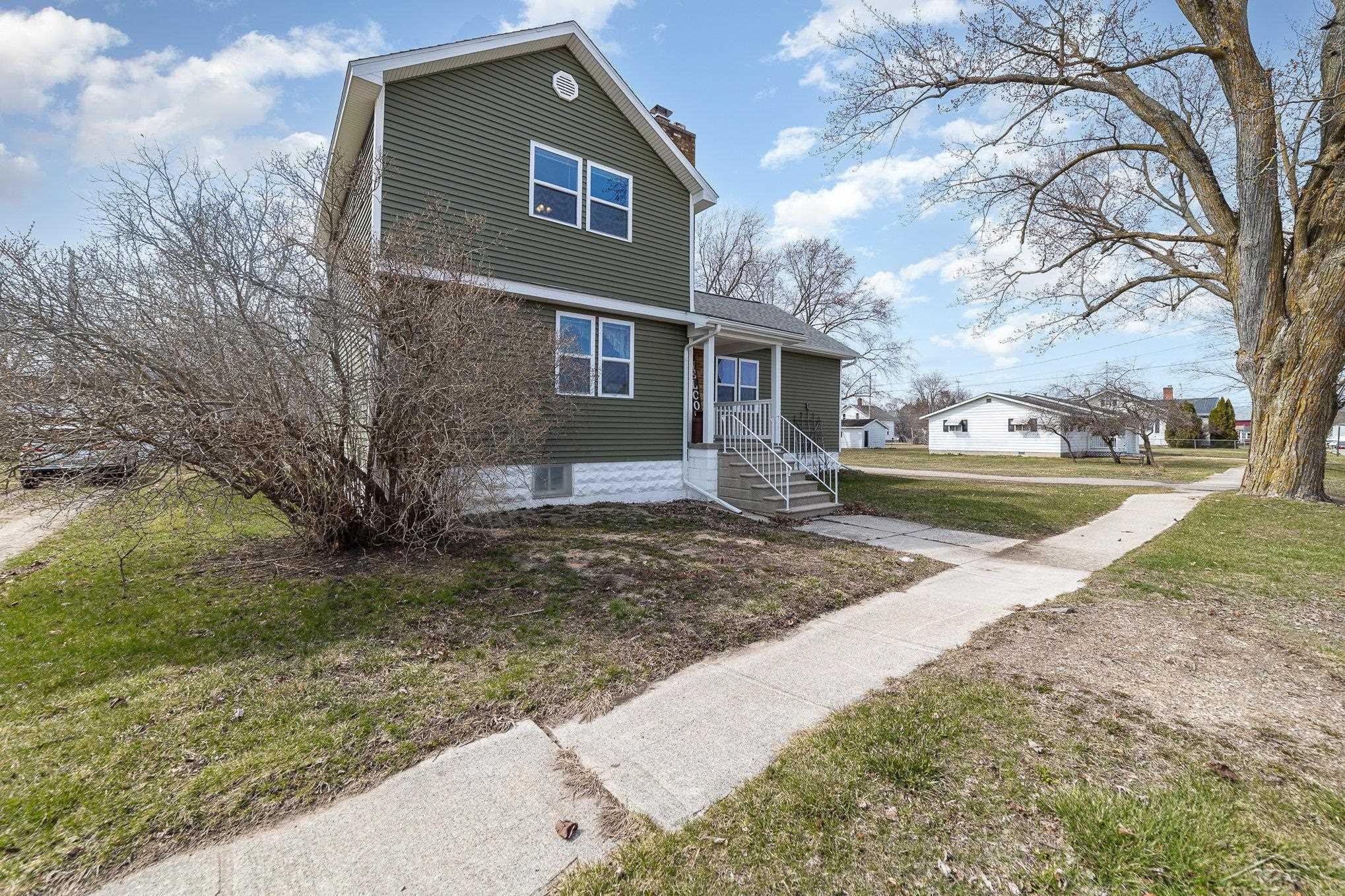 118 S Front Street, Standish, MI 48658 — Photo 2