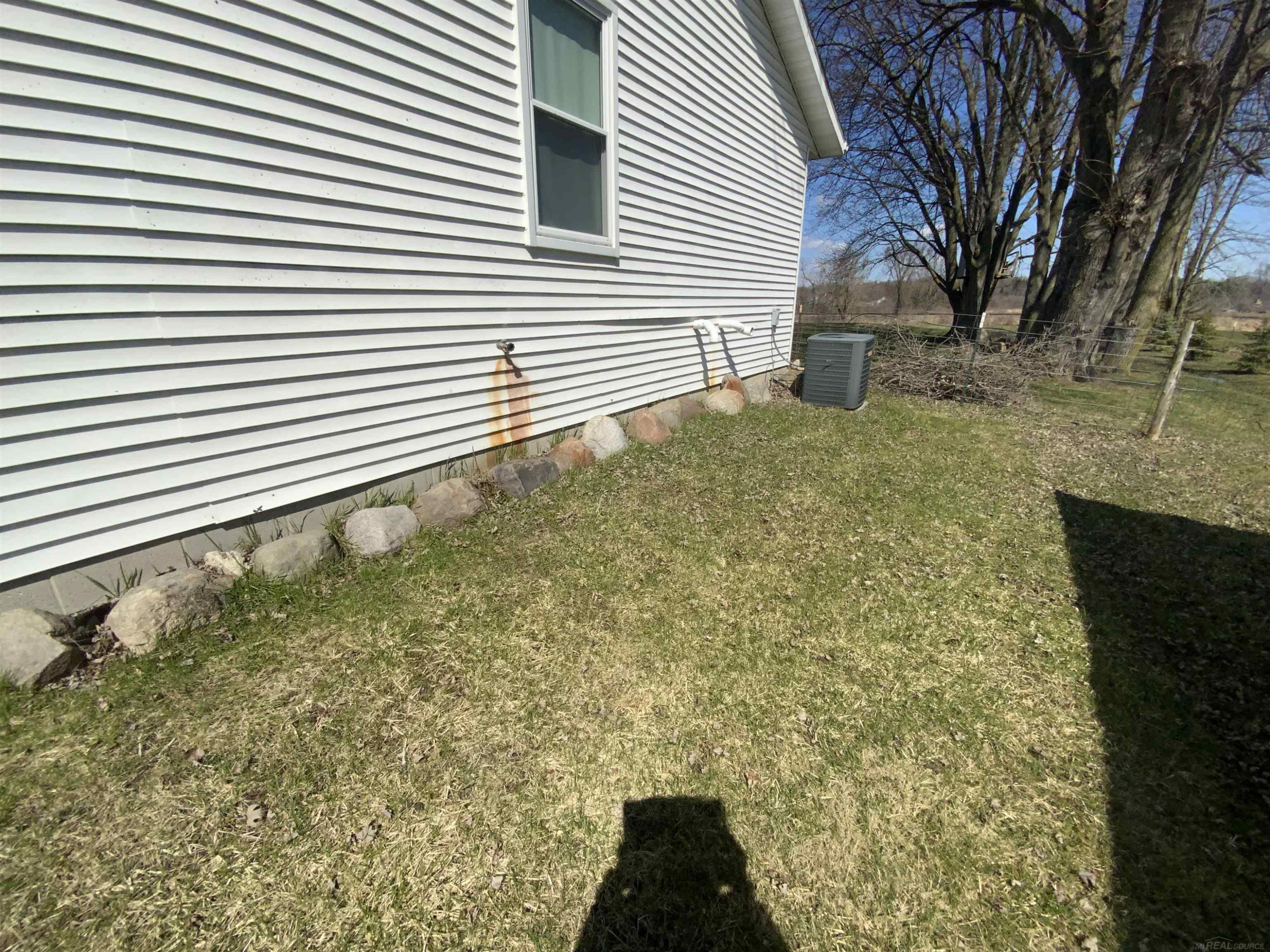 15984 Bryce Road, Capac, MI 48014 — Photo 40