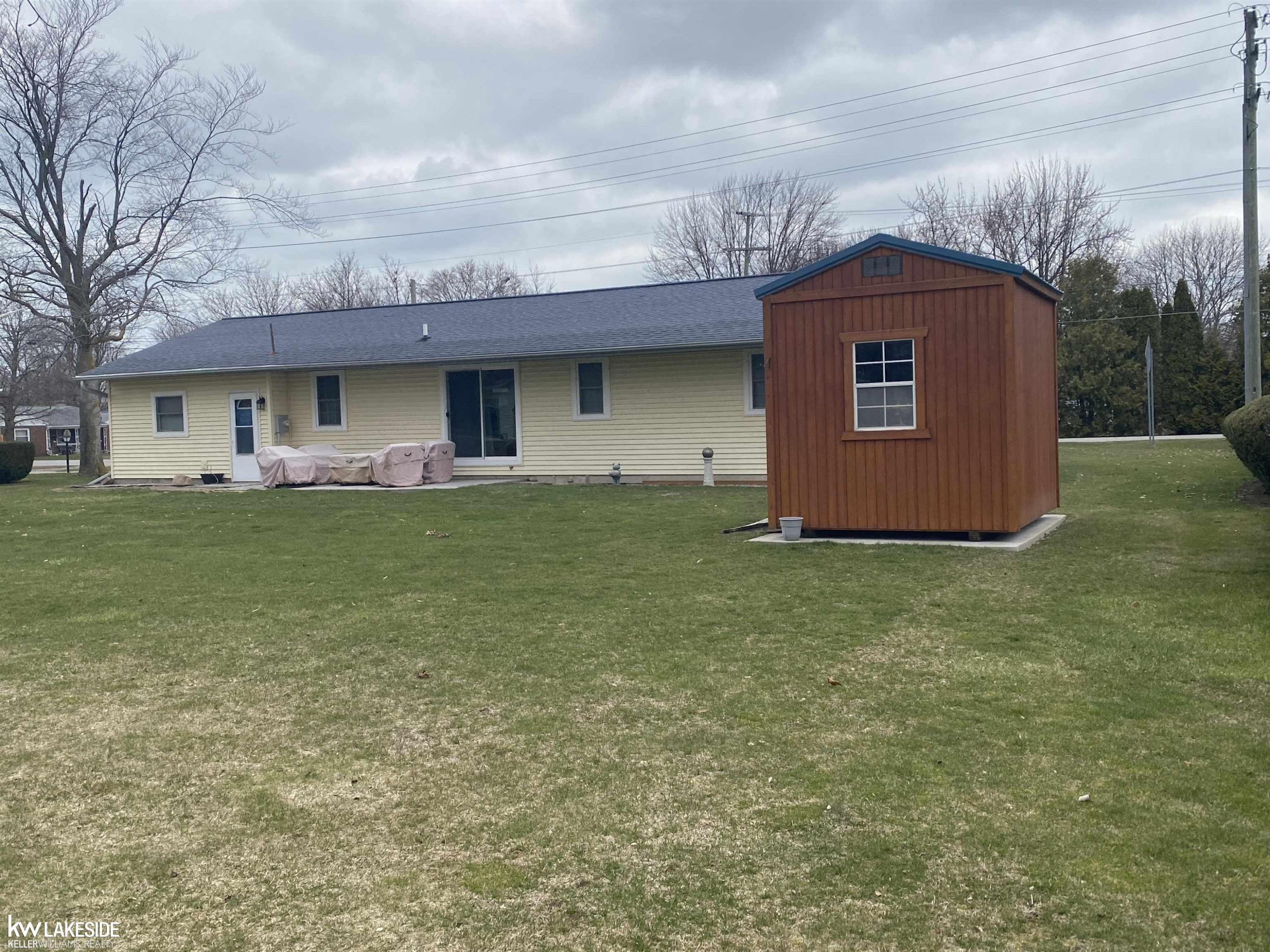 200 E Bay Street, Sebewaing, MI 48759 — Photo 16