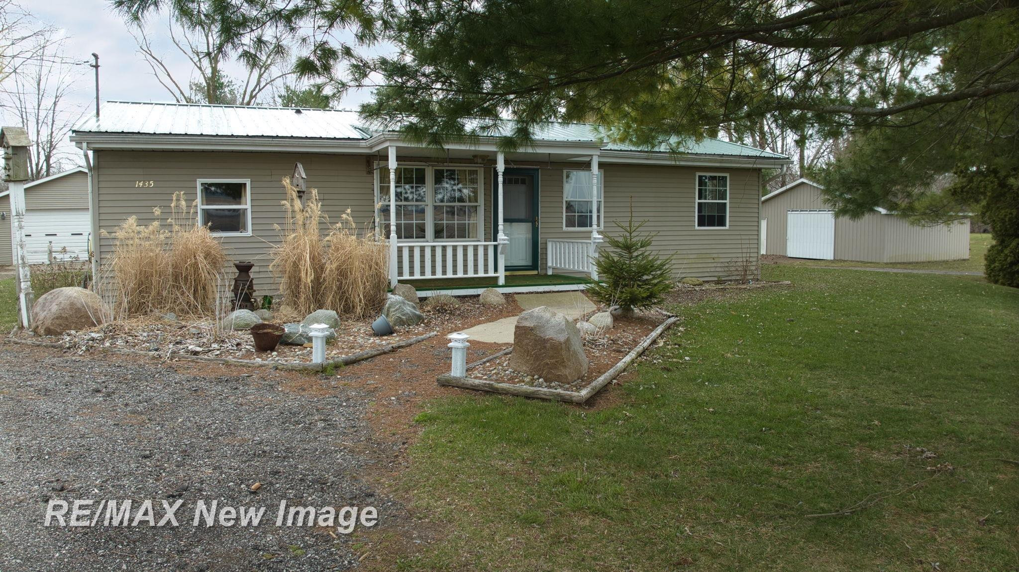 1435 W Fry Road, Burt, MI 48417 — Photo 4