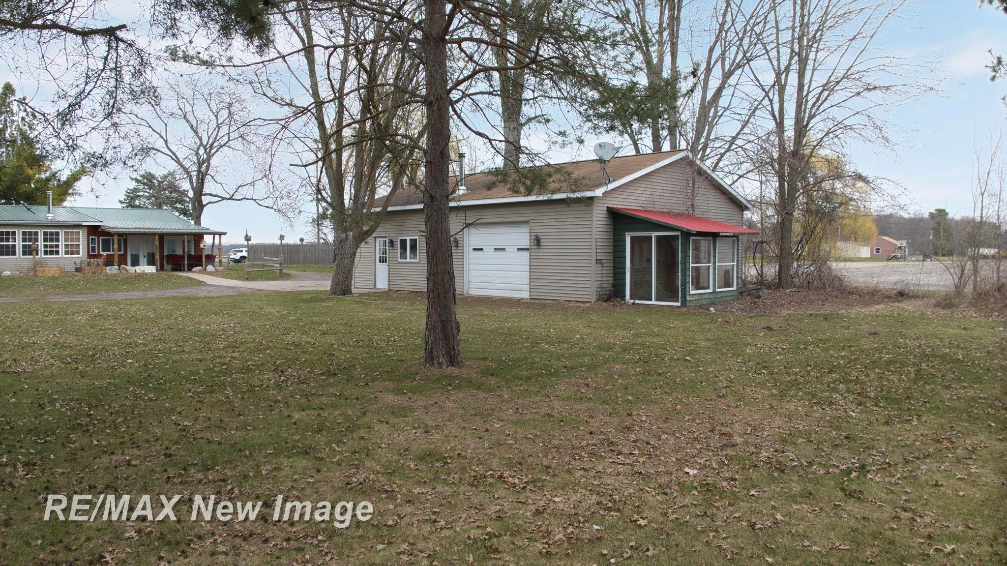 1435 W Fry Road, Burt, MI 48417 — Photo 30
