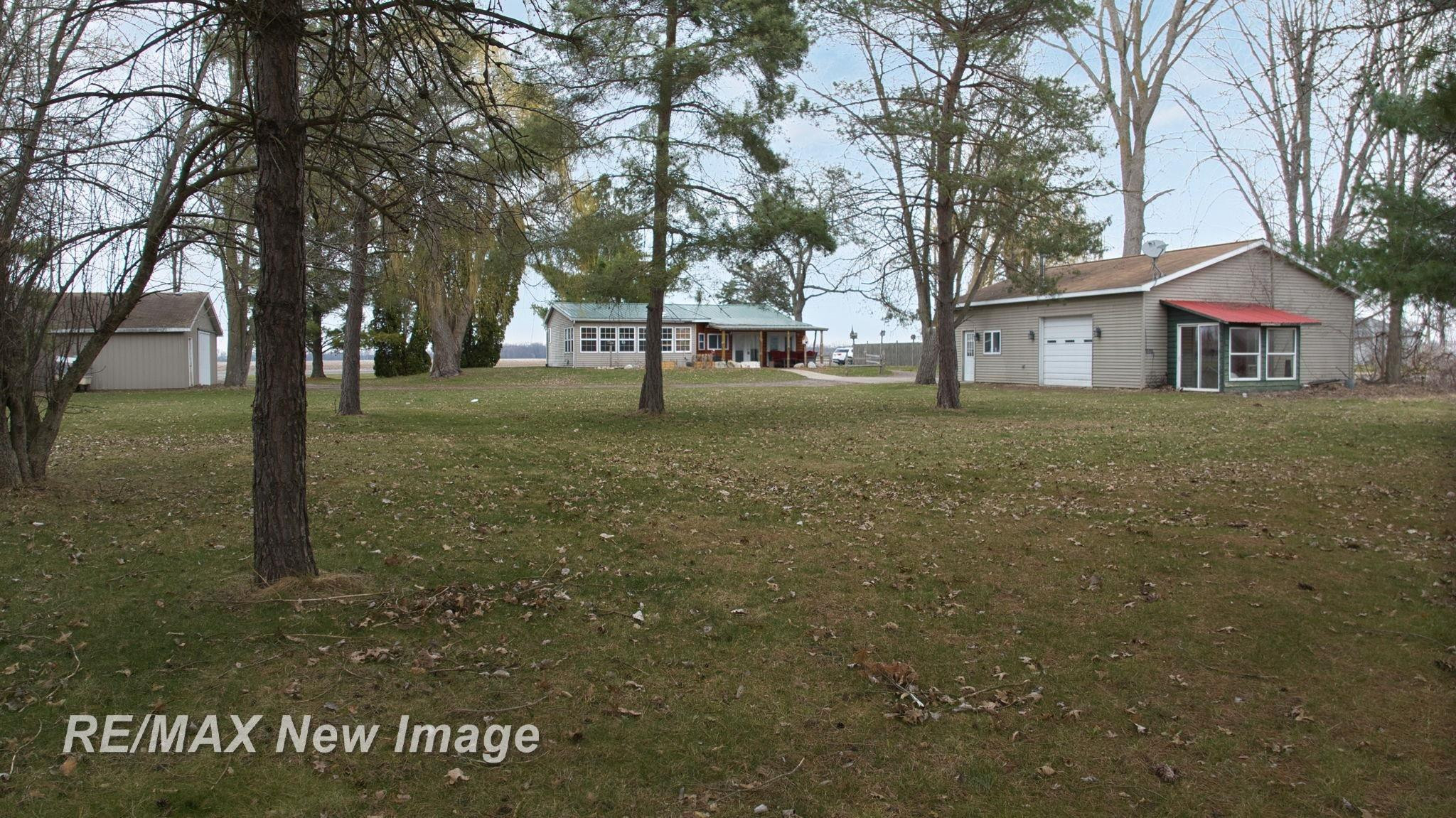 1435 W Fry Road, Burt, MI 48417 — Photo 35