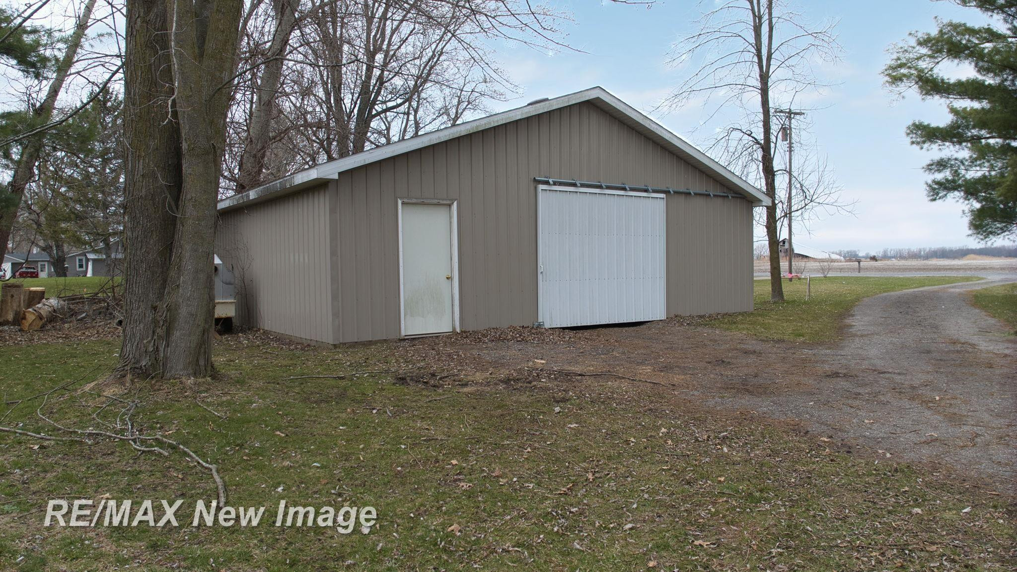 1435 W Fry Road, Burt, MI 48417 — Photo 36