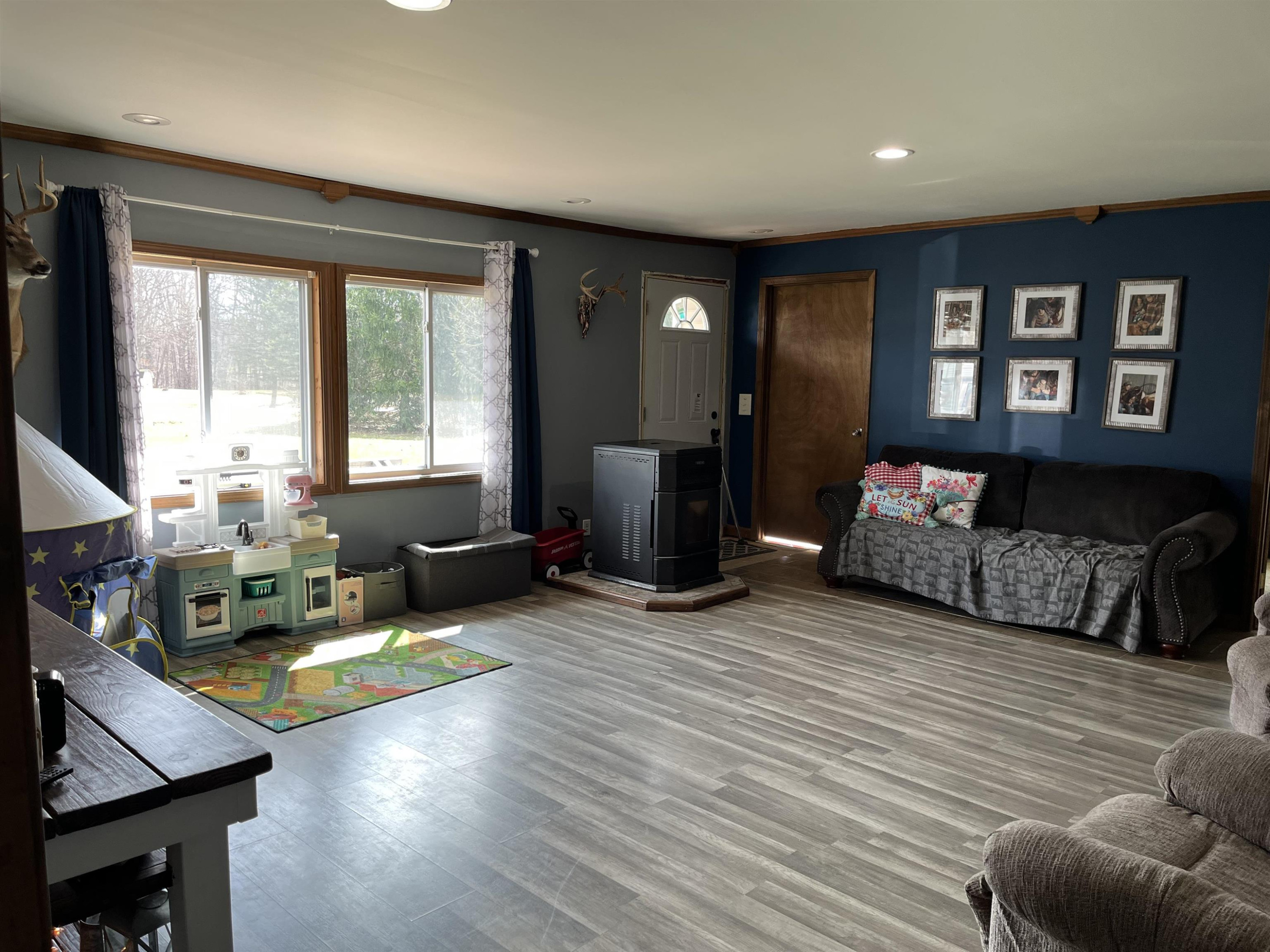 13942 Litchfield Road, Montrose, MI 48457 — Photo 9