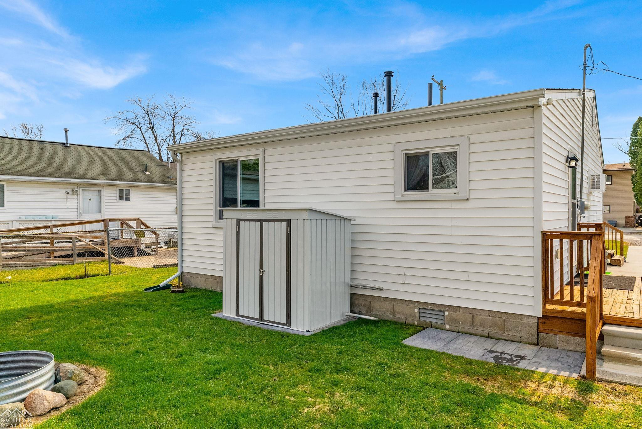 5490 Orchard Street, MI — Photo 32