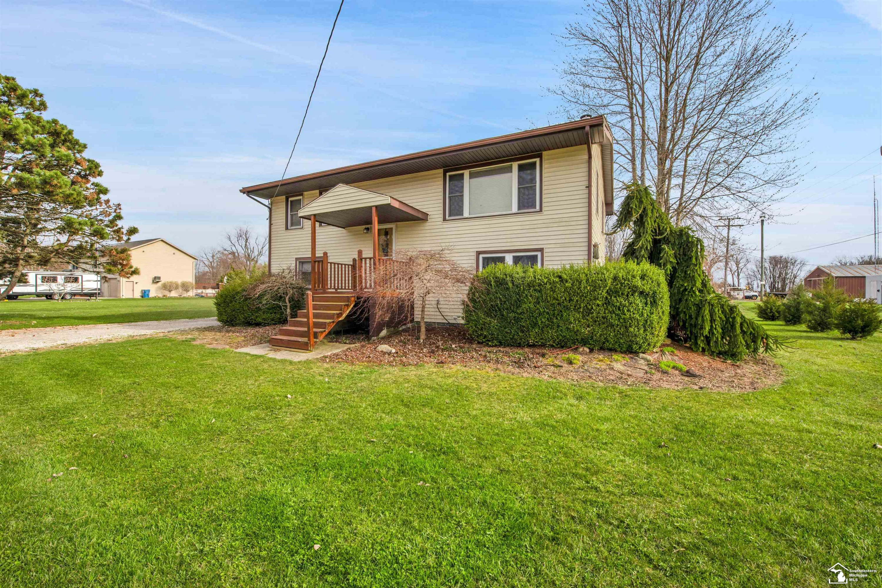 7208 Lakeview Boulevard, Monroe, MI 48166 — Photo 4