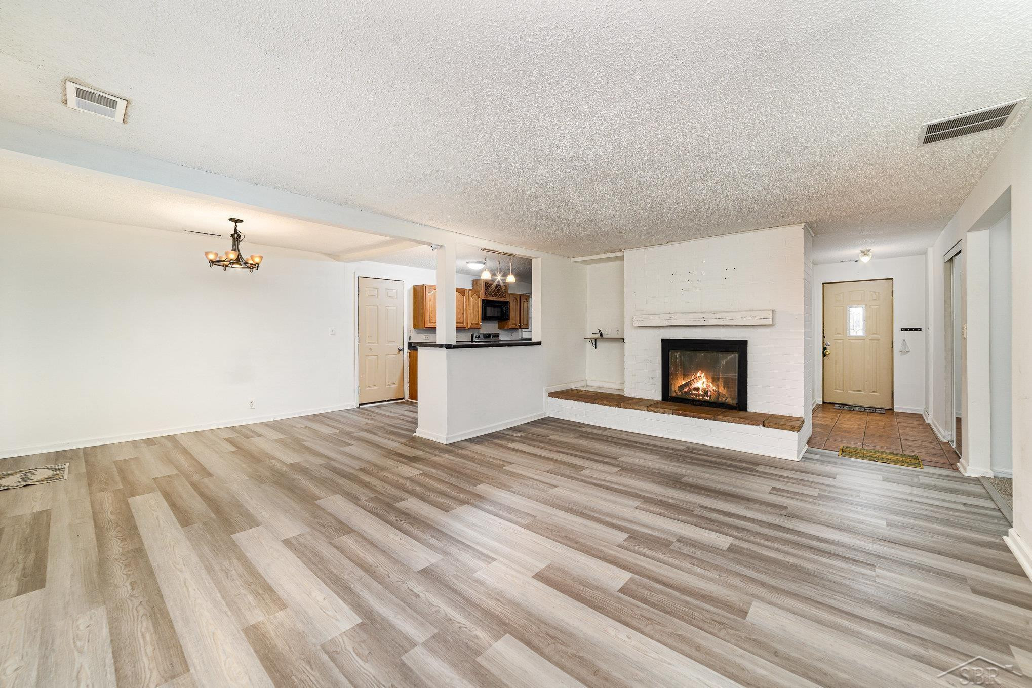 6379 E Birch Run Road, Birch Run, MI 48415 — Photo 5
