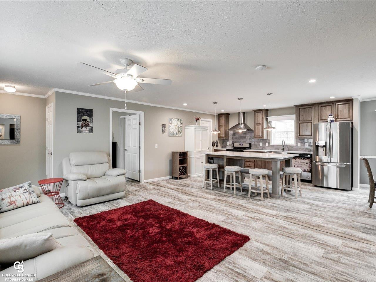 10607 Lyons Court, MI — Photo 7