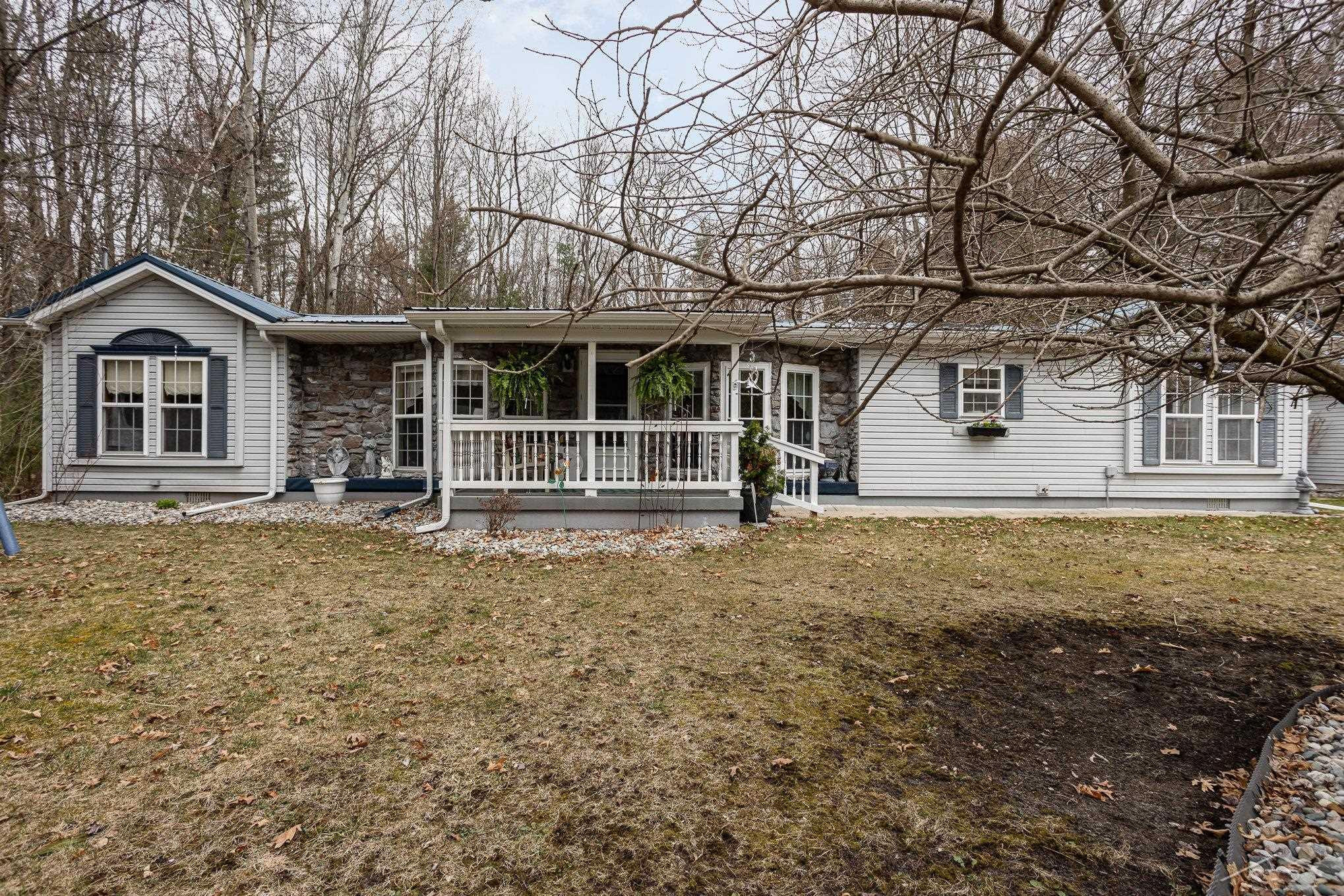804 W Sand Beach Drive, Sanford, MI 48657 — Photo 3