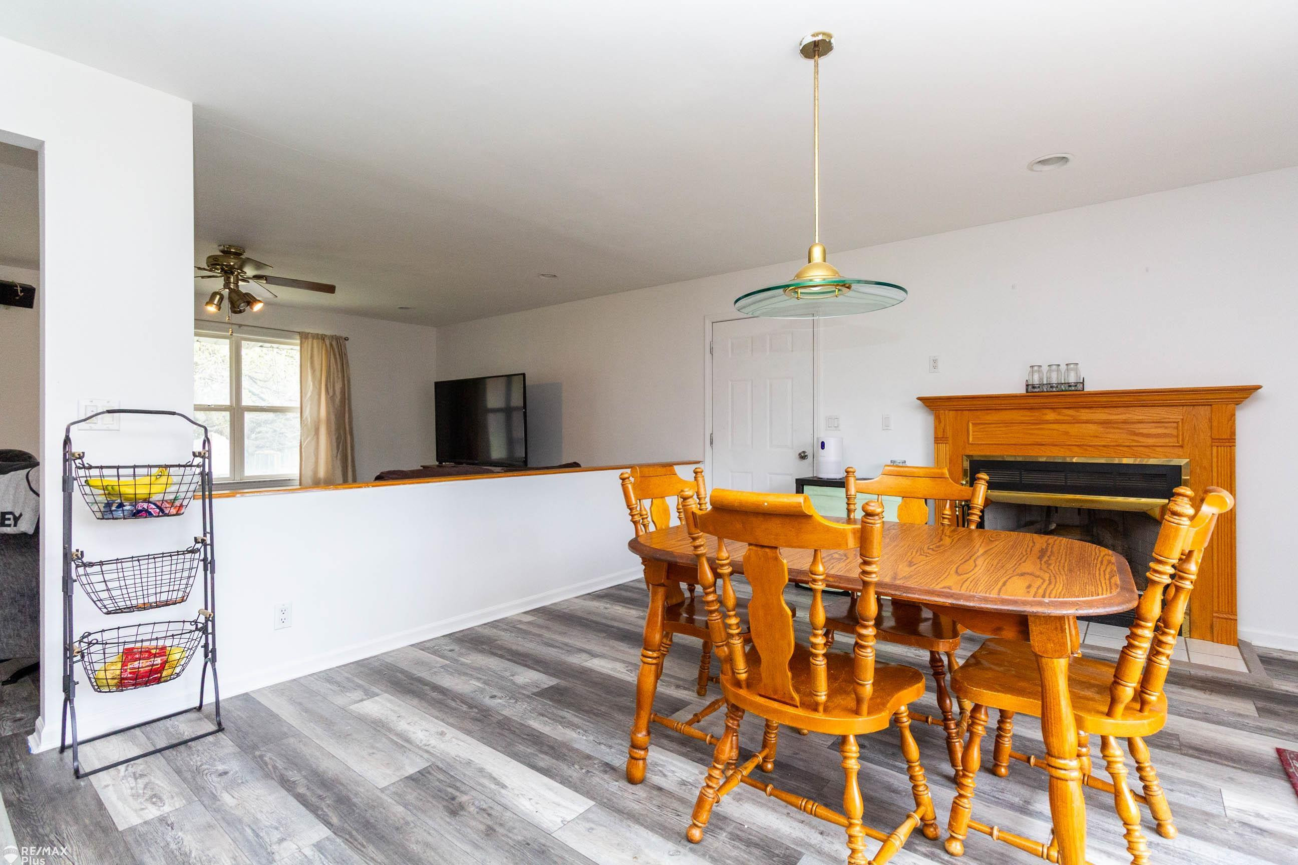 5027 Knapp Drive, Flint, MI 48506 — Photo 10
