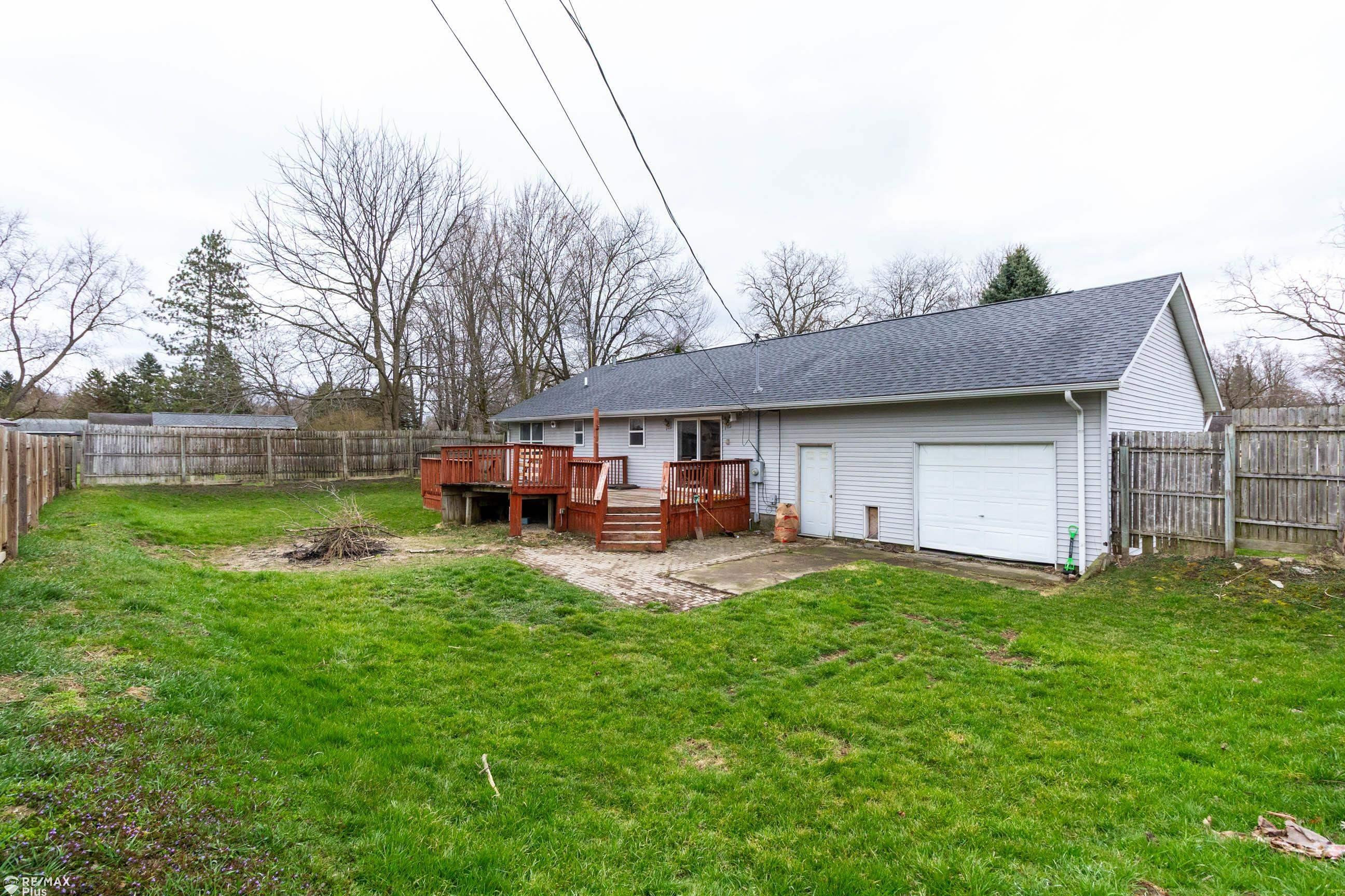 5027 Knapp Drive, Flint, MI 48506 — Photo 28