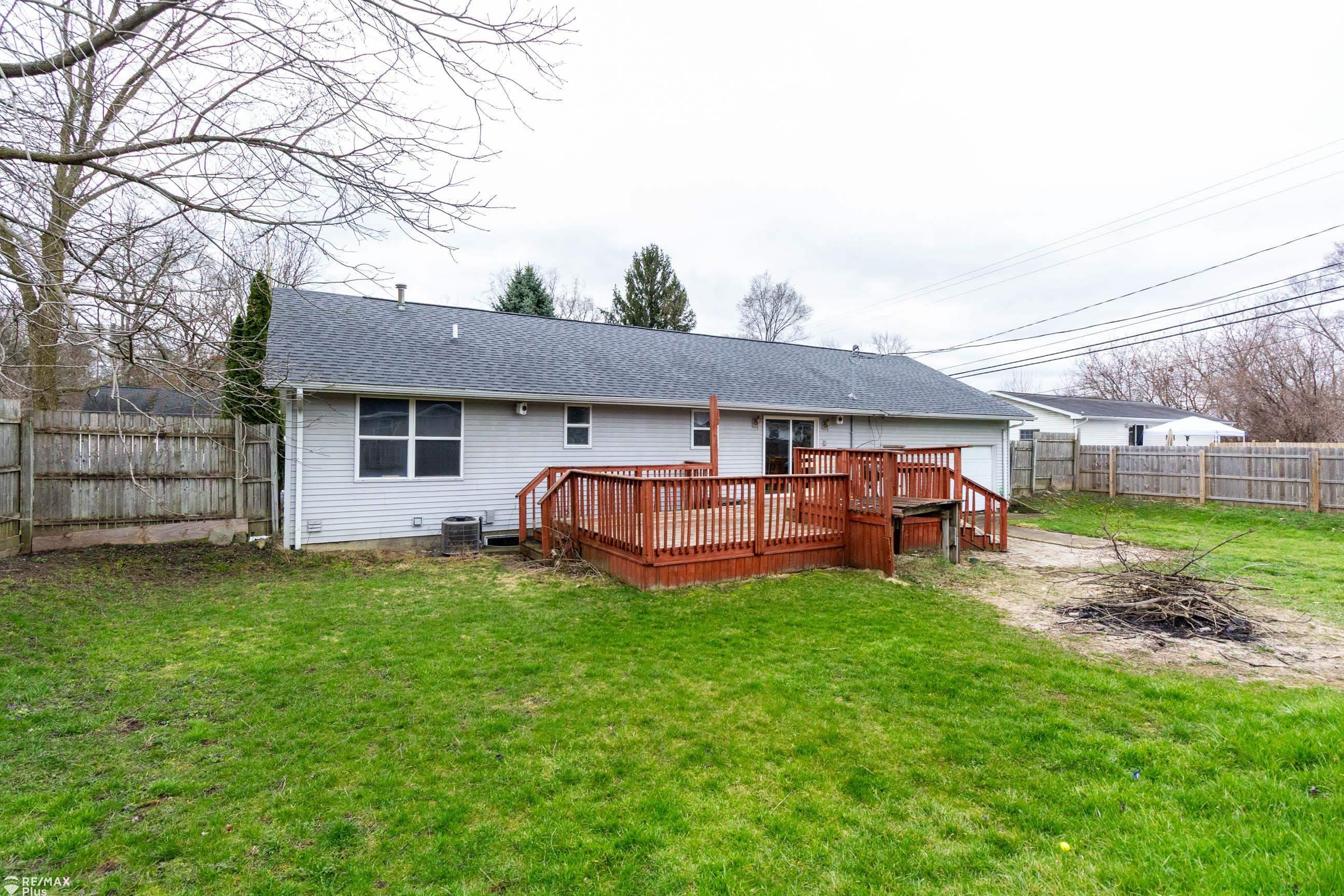 5027 Knapp Drive, Flint, MI 48506 — Photo 29