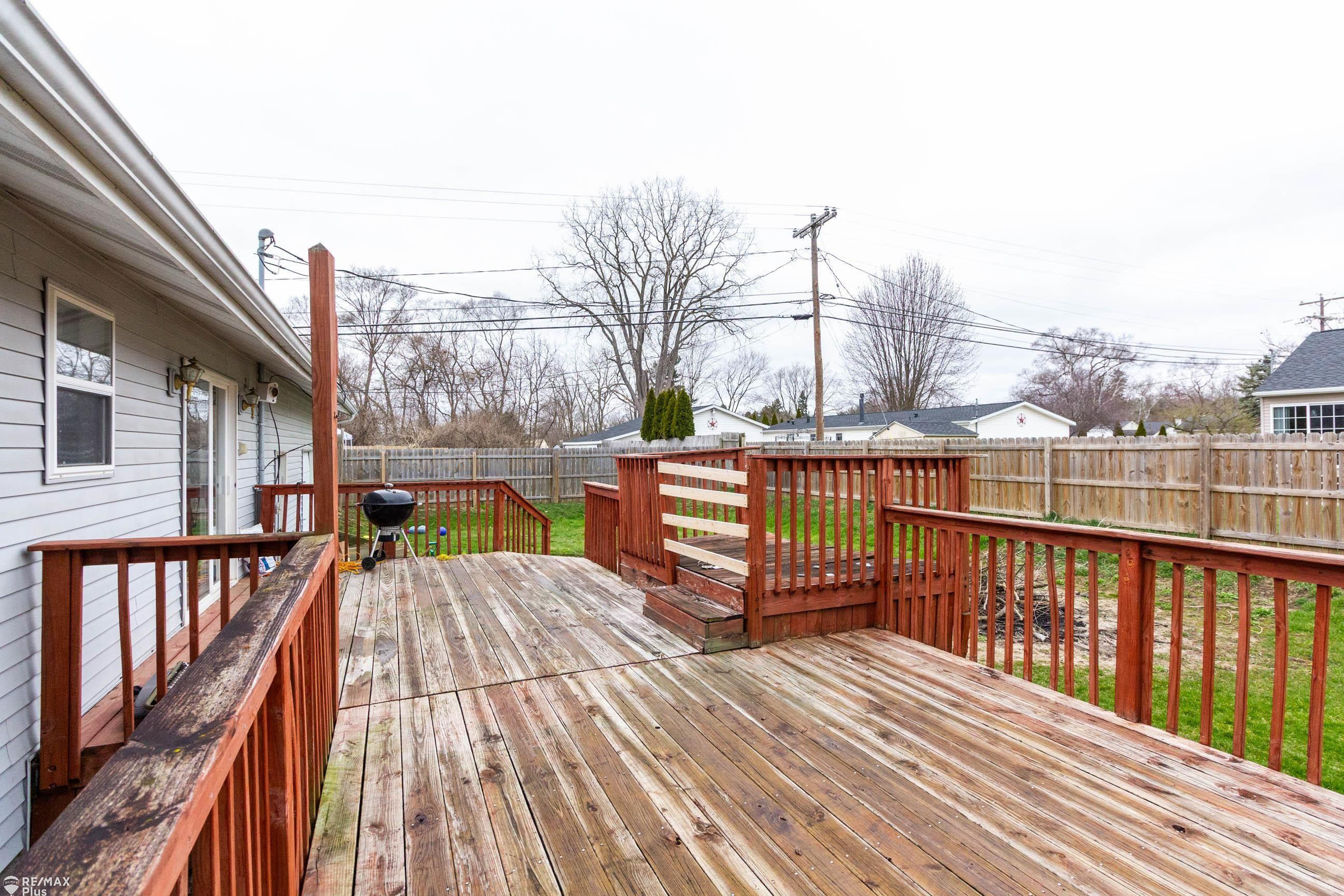 5027 Knapp Drive, Flint, MI 48506 — Photo 30