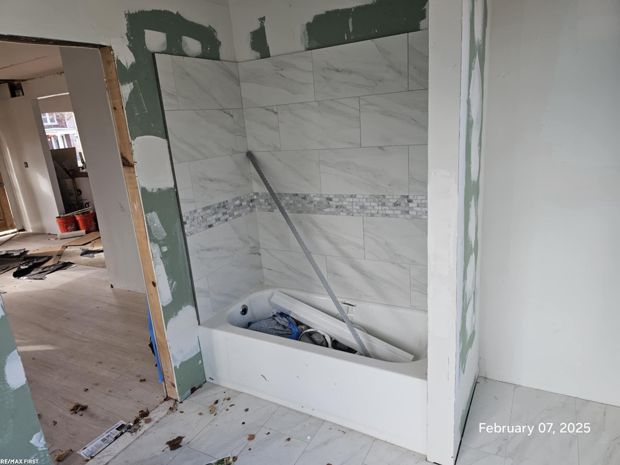 598 Lakewood Street, Detroit, MI 48215 — Photo 8