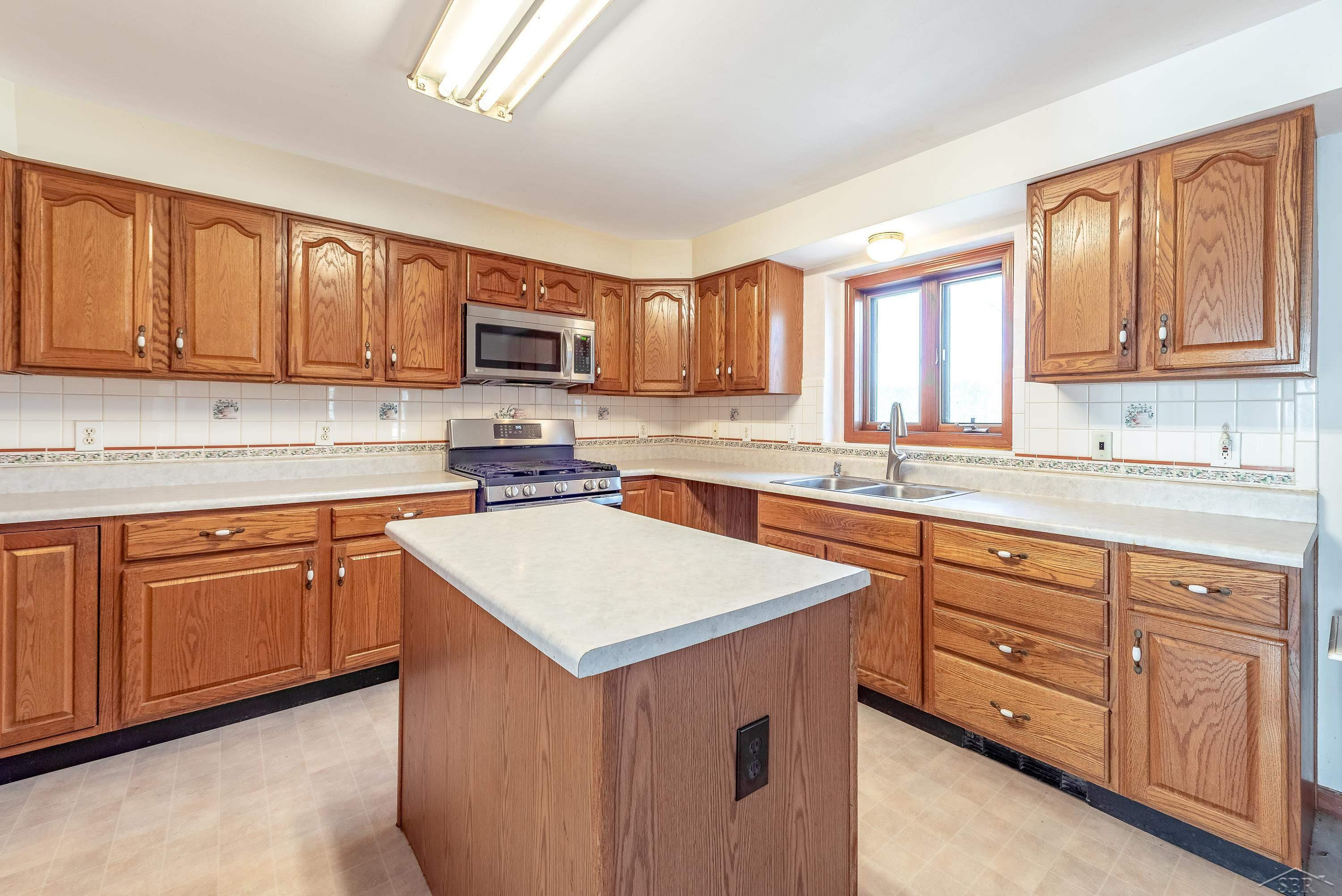 680 W Stewart Road, Midland, MI 48640 — Photo 10