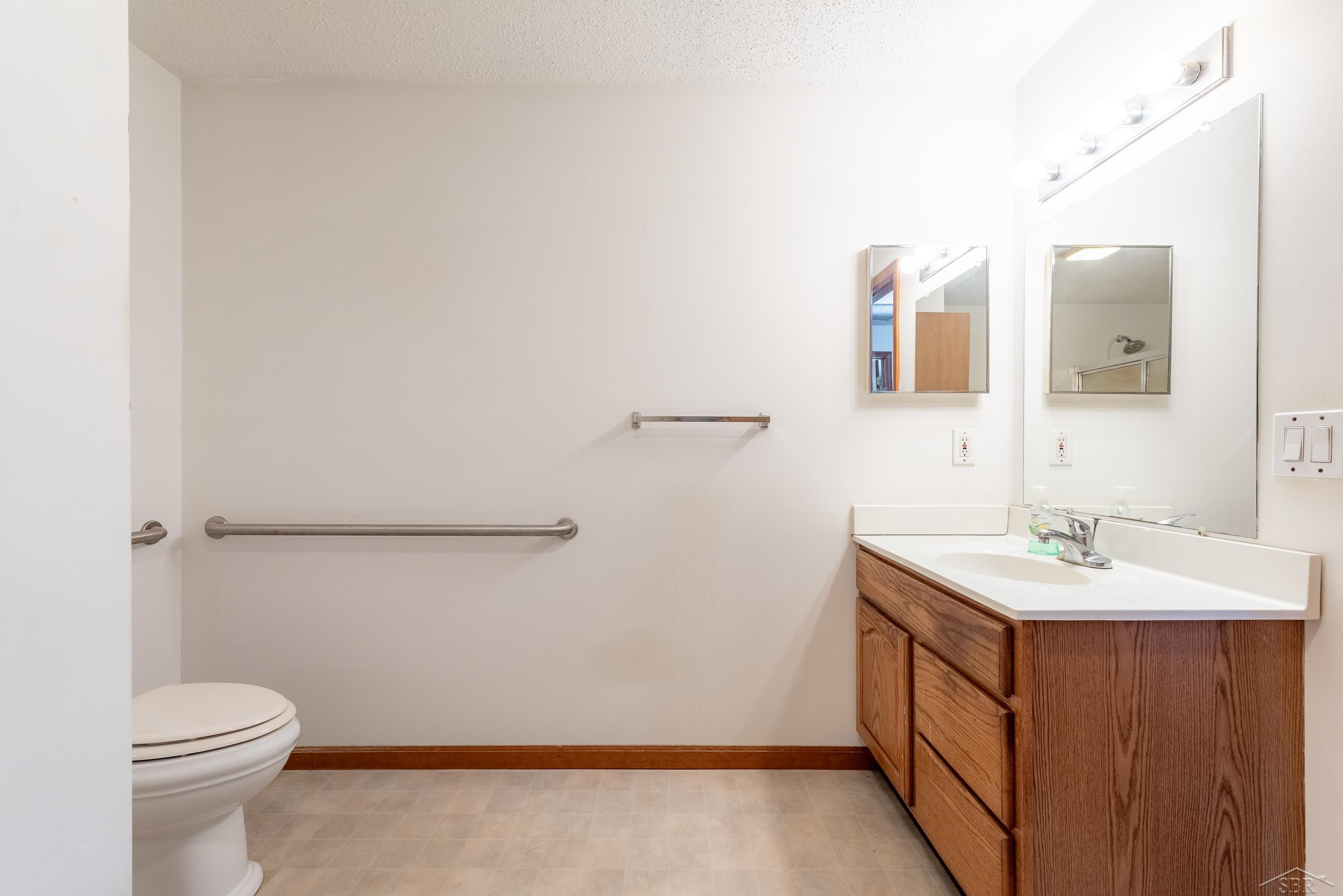 680 W Stewart Road, Midland, MI 48640 — Photo 25