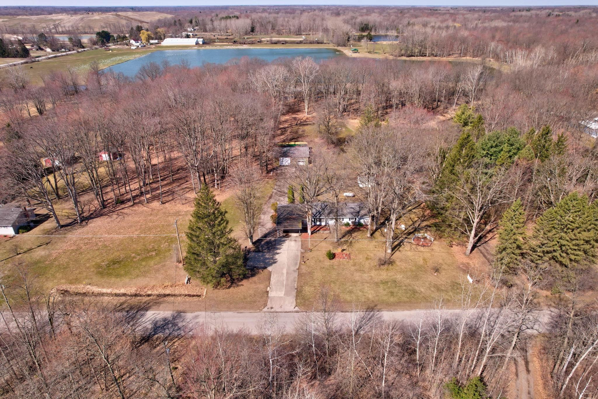 9810 Marshall Road, Birch Run, MI 48415 — Photo 2