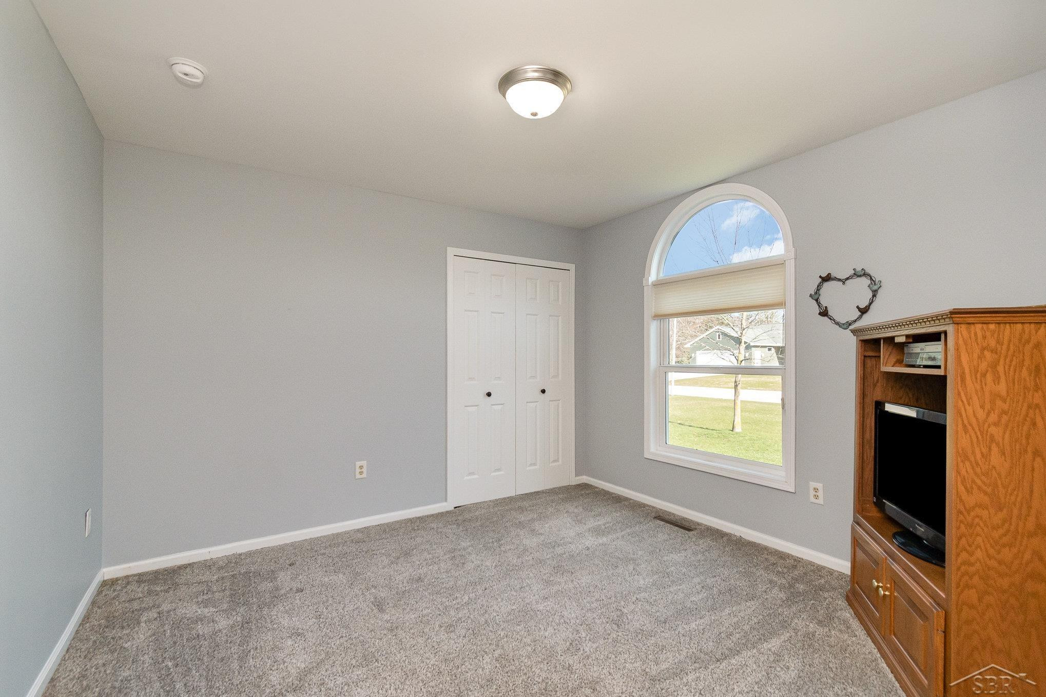 300 Colorado Ridge Drive, Hemlock, MI 48626 — Photo 14