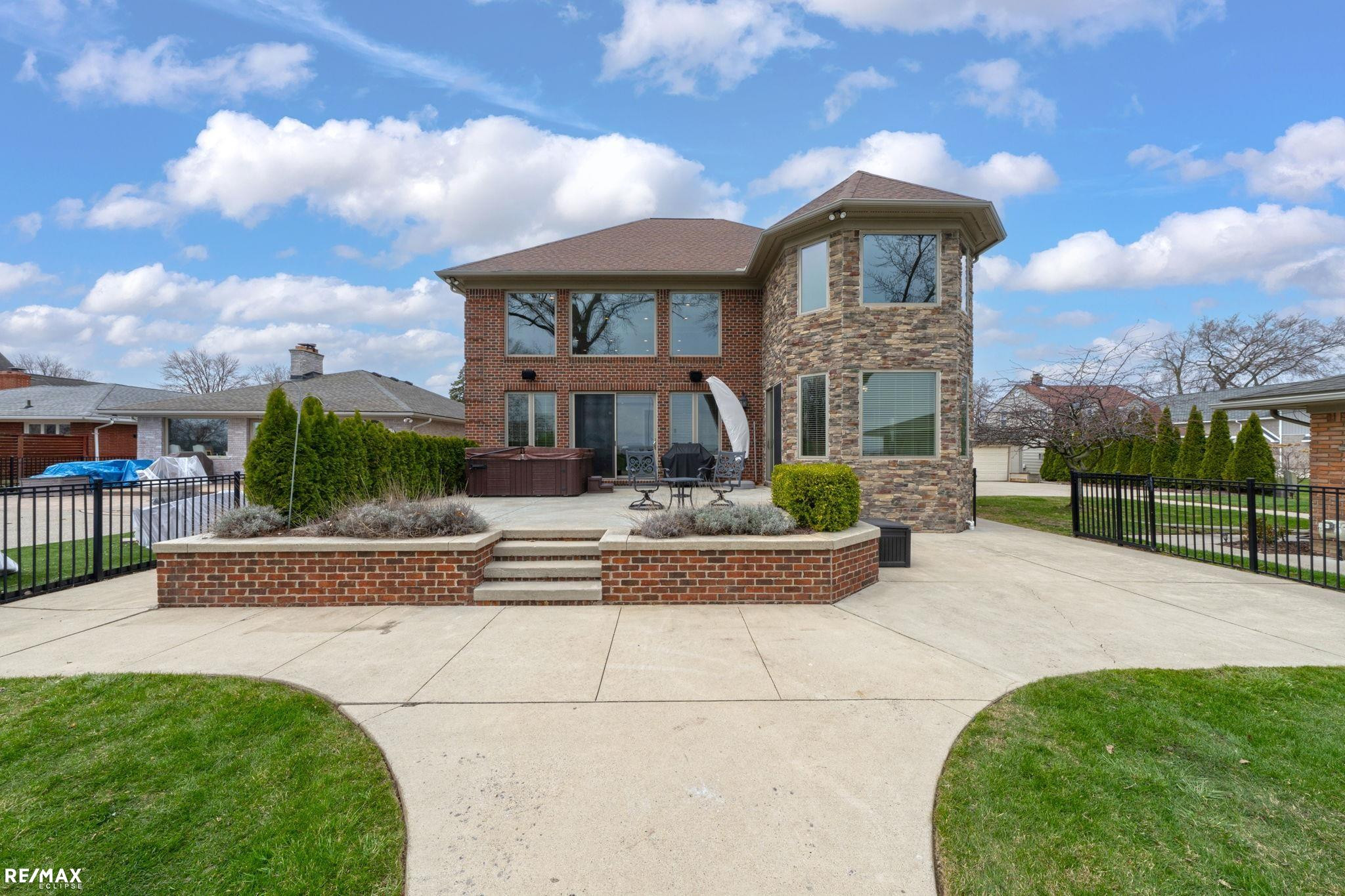 26918 Koerber Street, Saint Clair Shores, MI 48081 — Photo 46